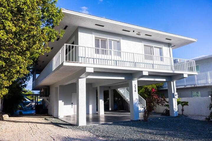 216 La Paloma Road Property Photo 1