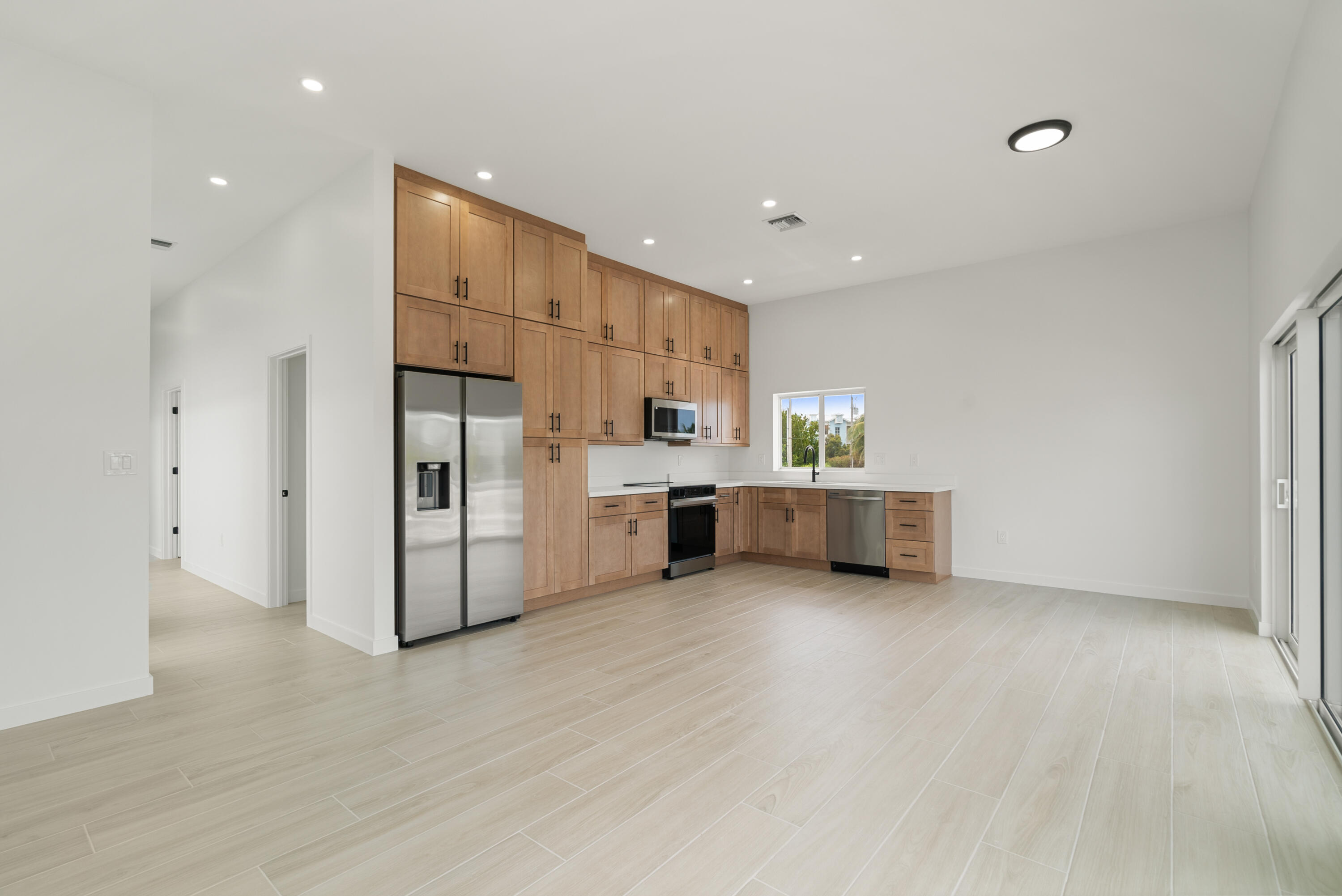 92 Coral Way Property Photo 12