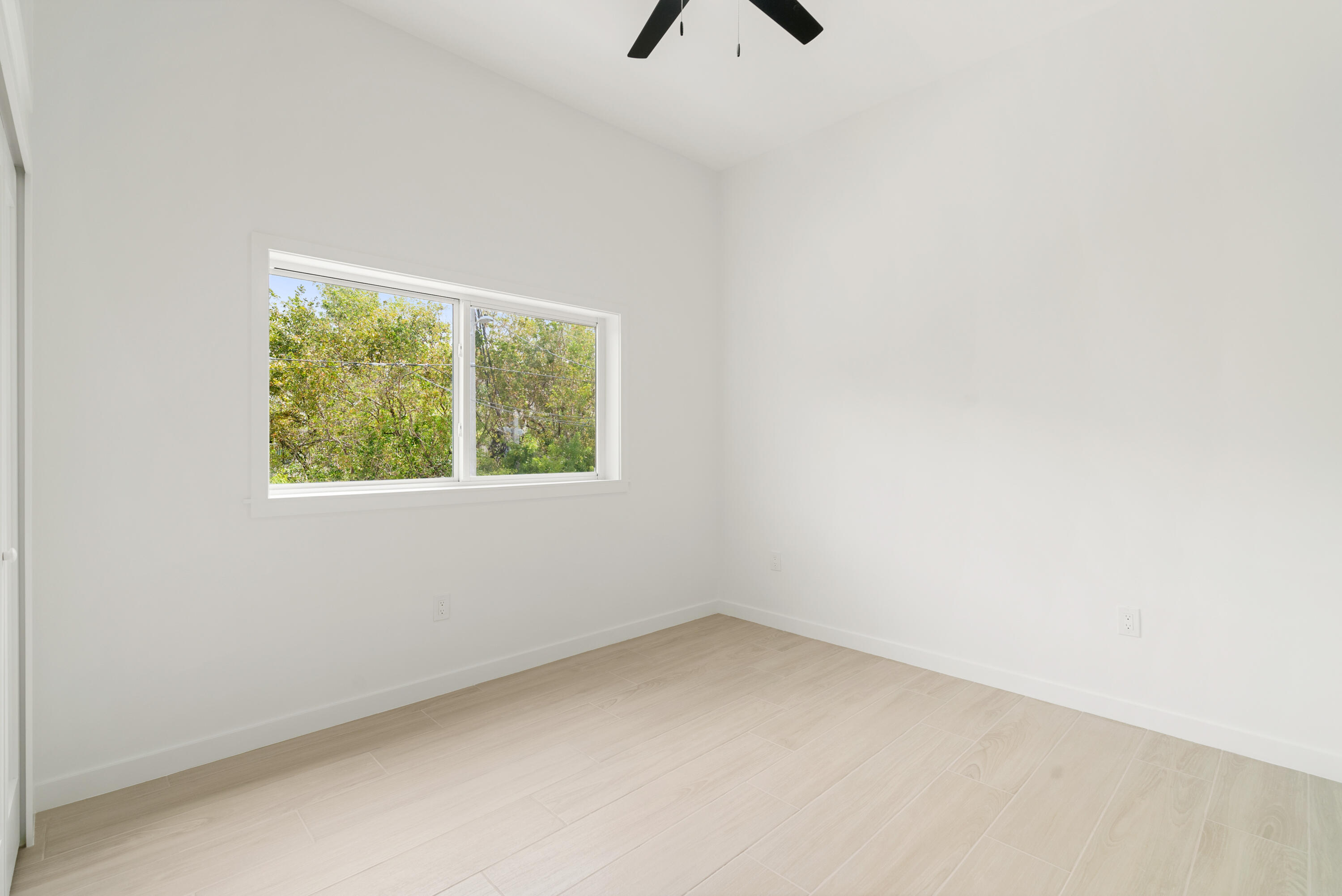 92 Coral Way Property Photo 18