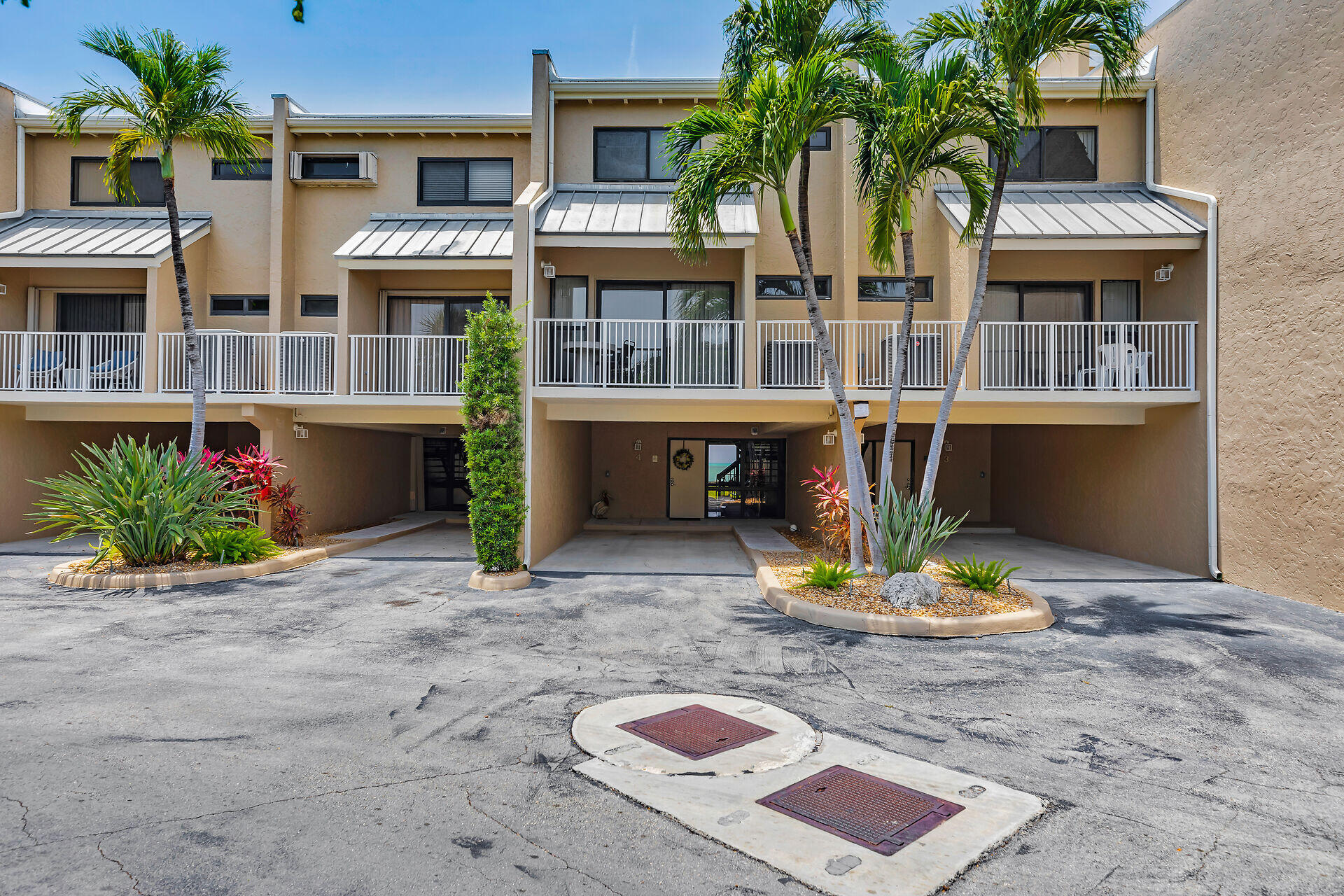 1133 W Ocean Drive, 4 Property Photo 10