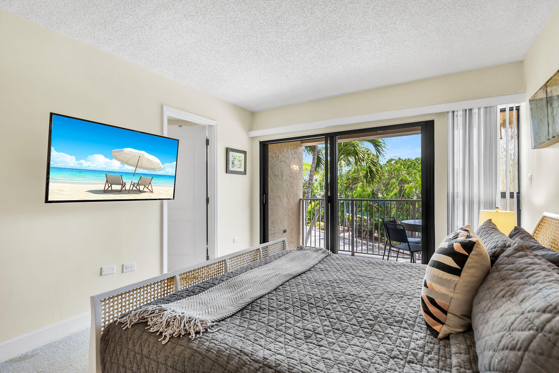 1133 W Ocean Drive, 4 Property Photo 32