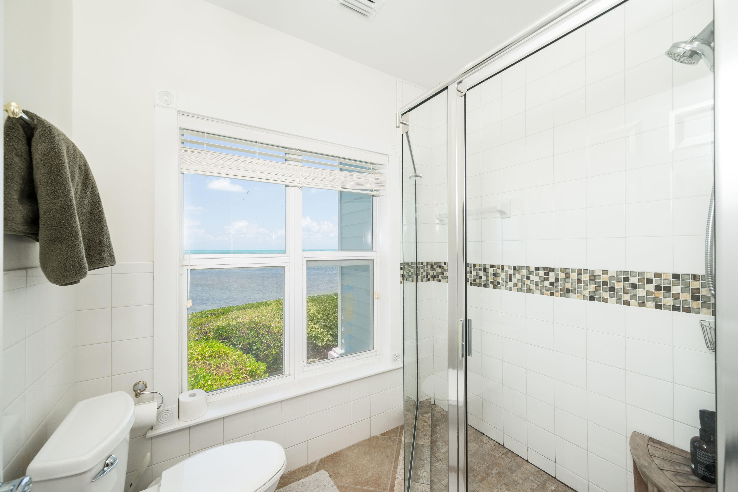 5960 Peninsular Avenue, 108 Property Photo 15