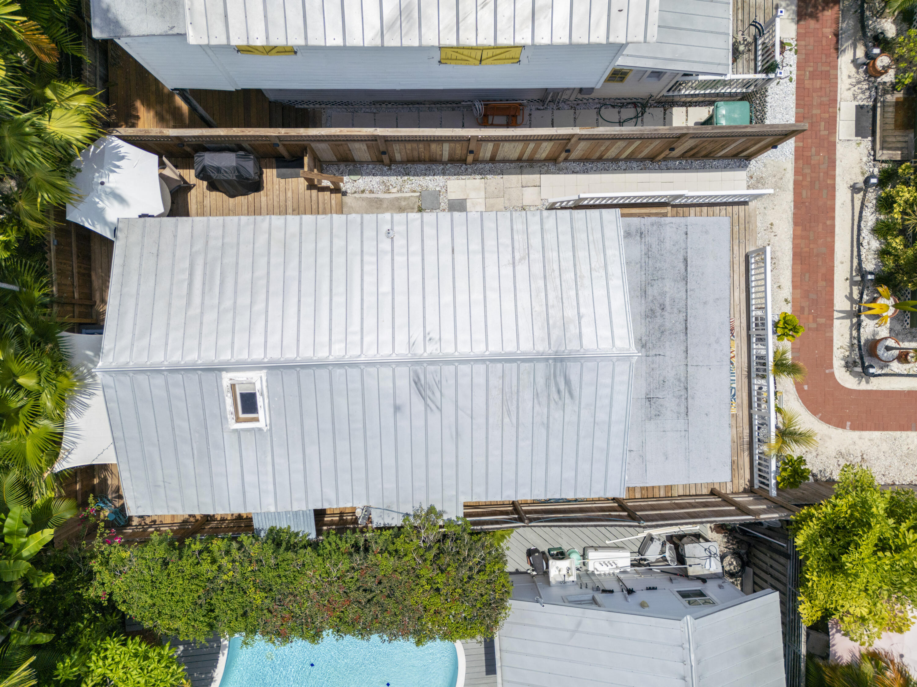 611 Grinnell Street, 6 Property Photo 37