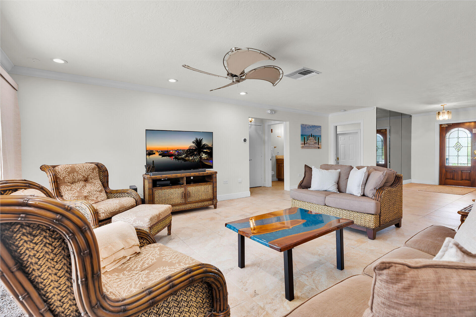 2919 Sombrero Boulevard Property Photo 2