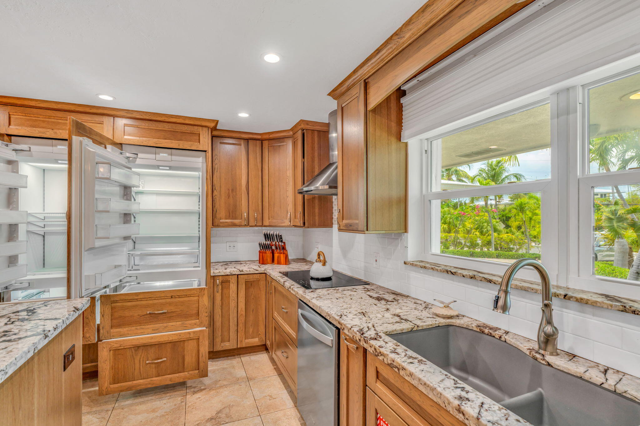 2919 Sombrero Boulevard Property Photo 12