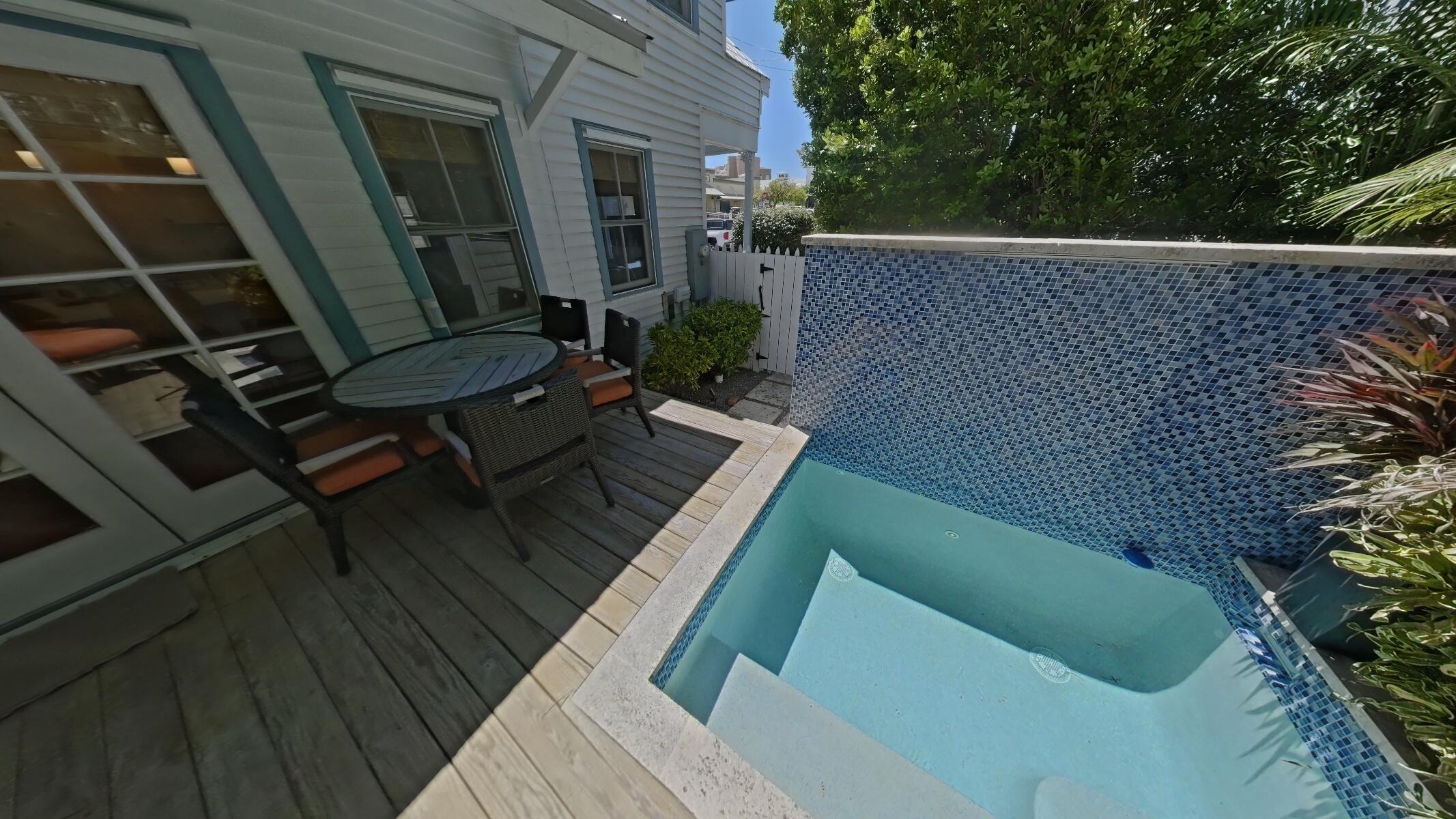 1118 Eaton Street Property Photo 3