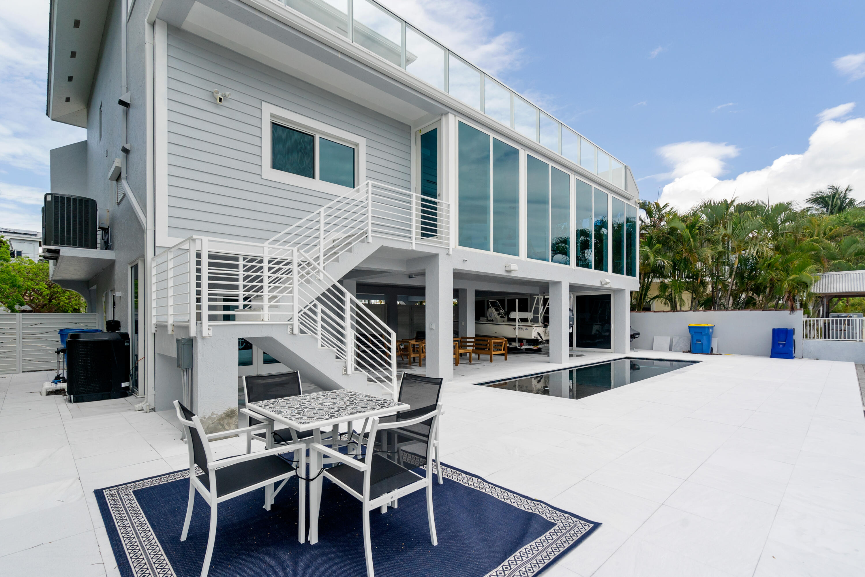 109 Giardino Drive Property Photo 2