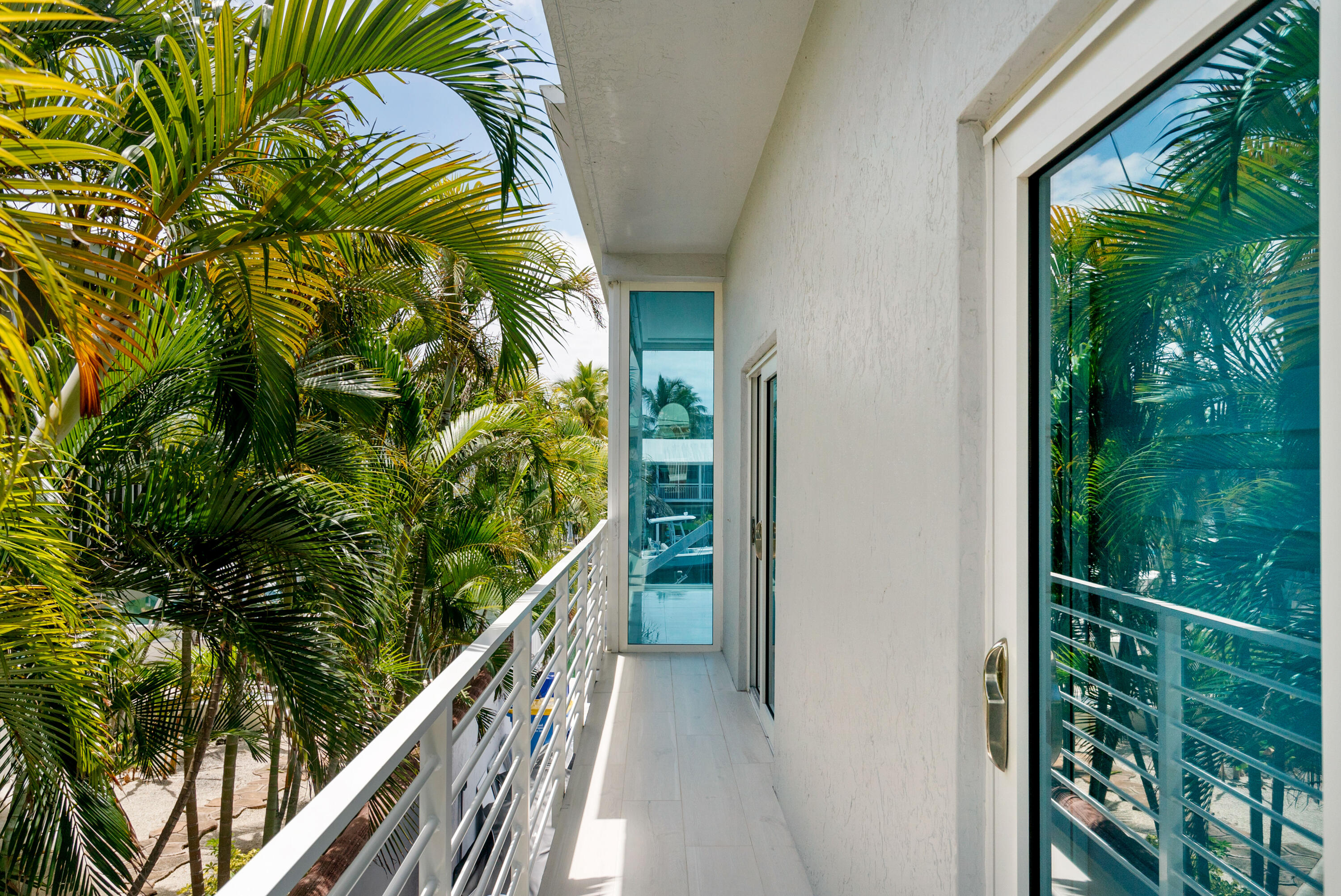 109 Giardino Drive Property Photo 5