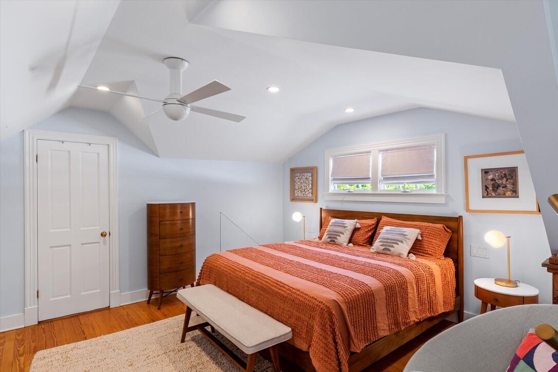 1419 Newton Street Property Photo 15