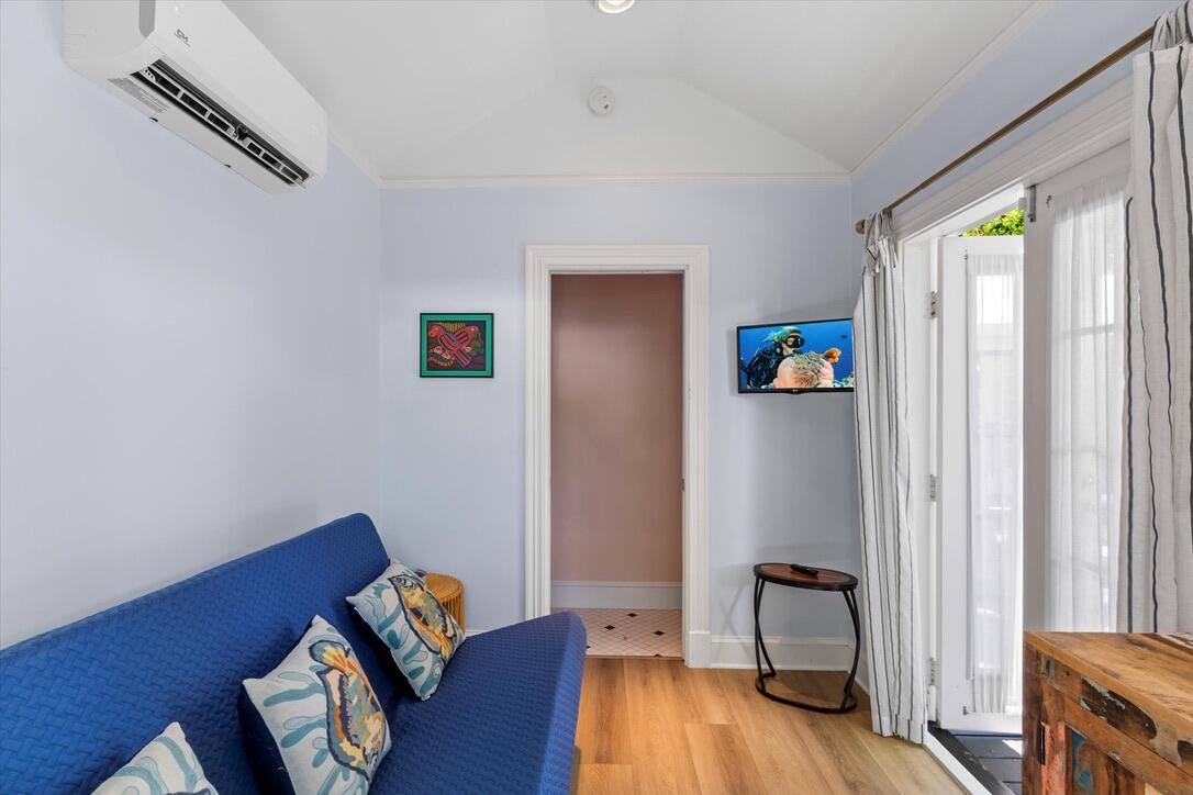 1419 Newton Street Property Photo 21