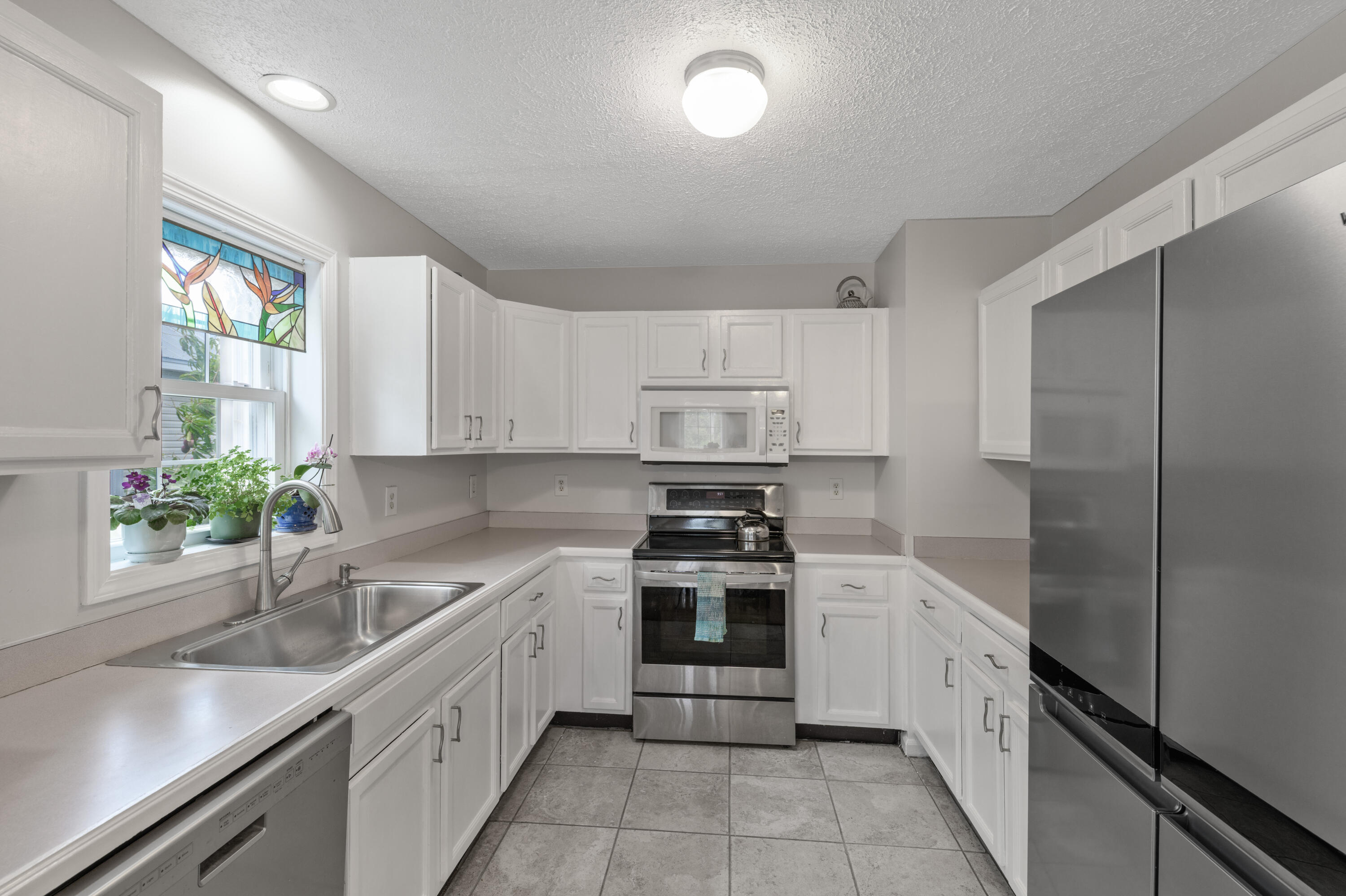31136 Avenue C Property Photo 9