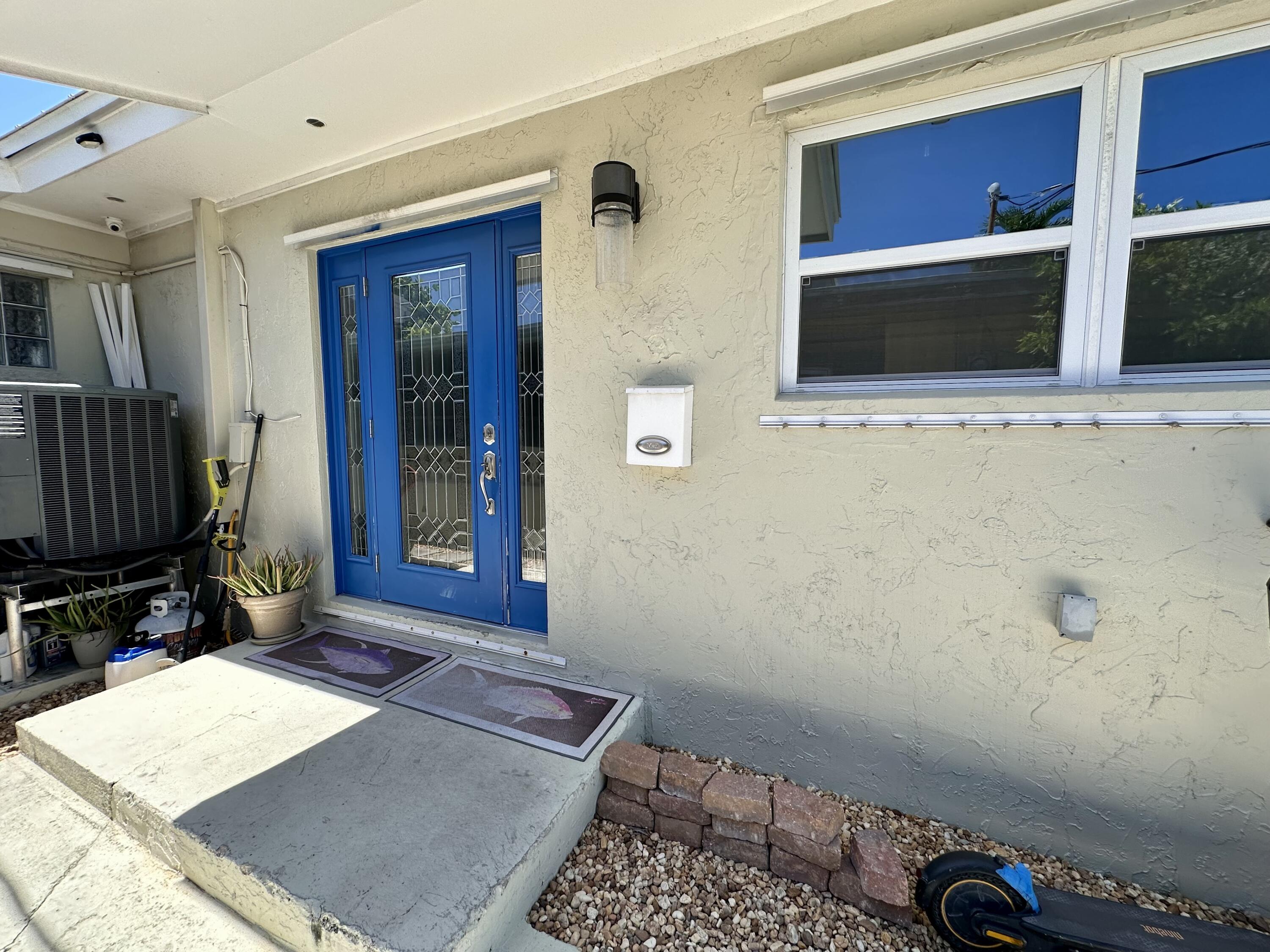 397 Balido Street Property Photo 2