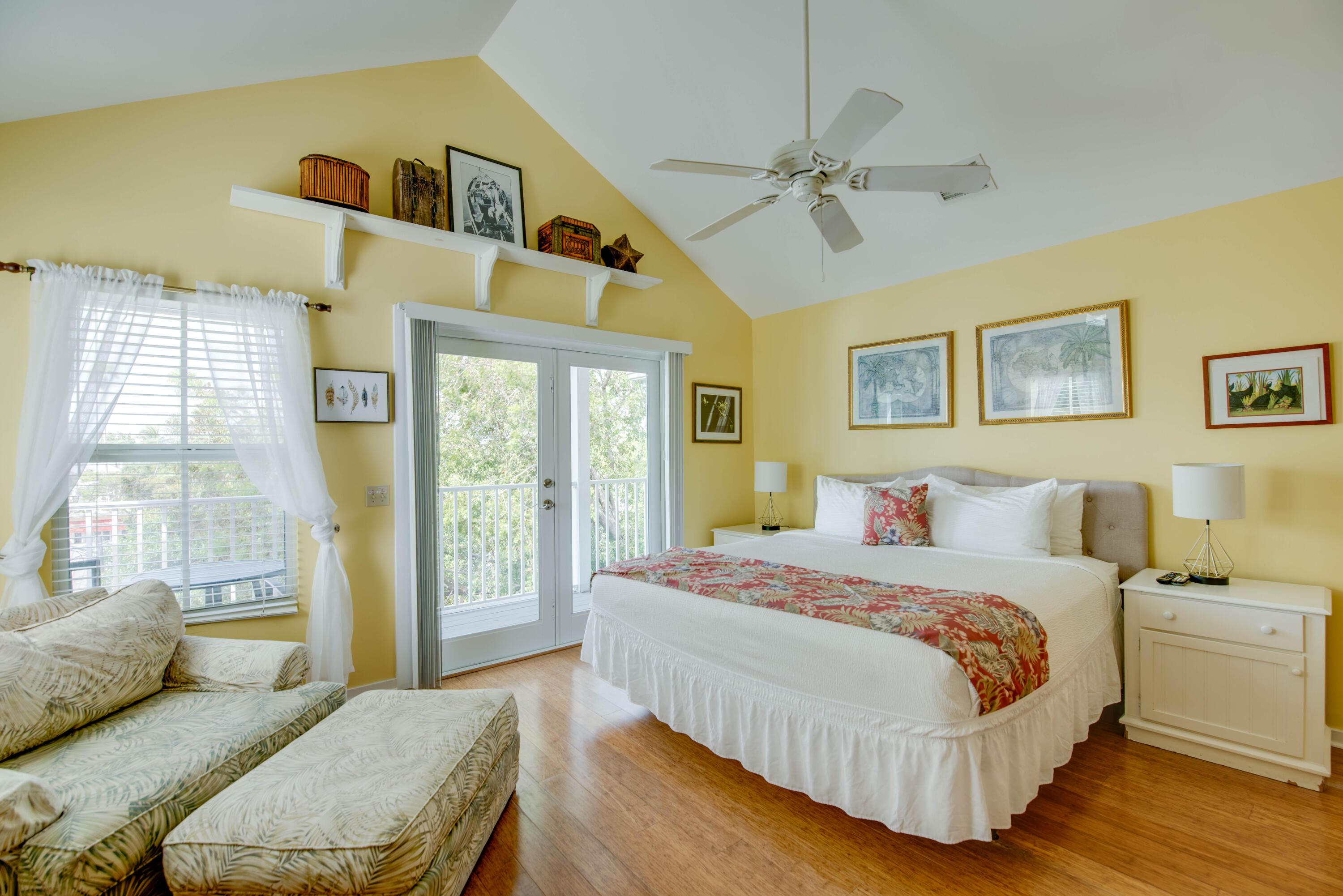 1075 Duval Street, R1 Property Photo 1