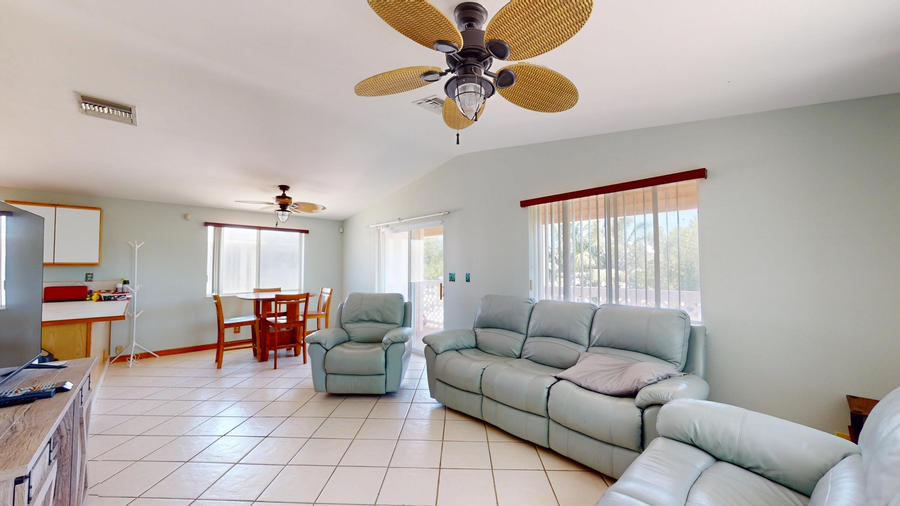 31171 Avenue H Property Photo 1