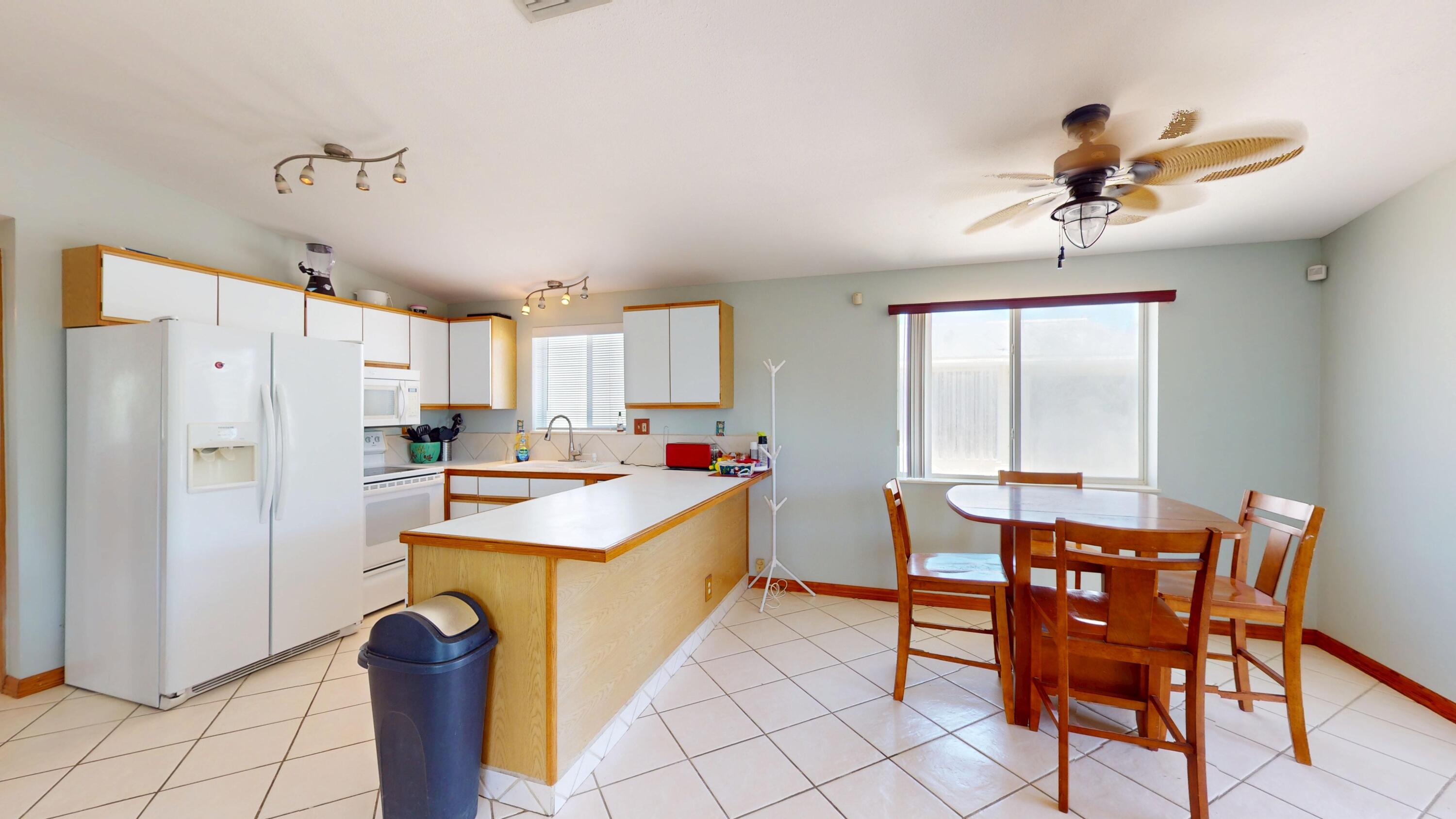 31171 Avenue H Property Photo 5