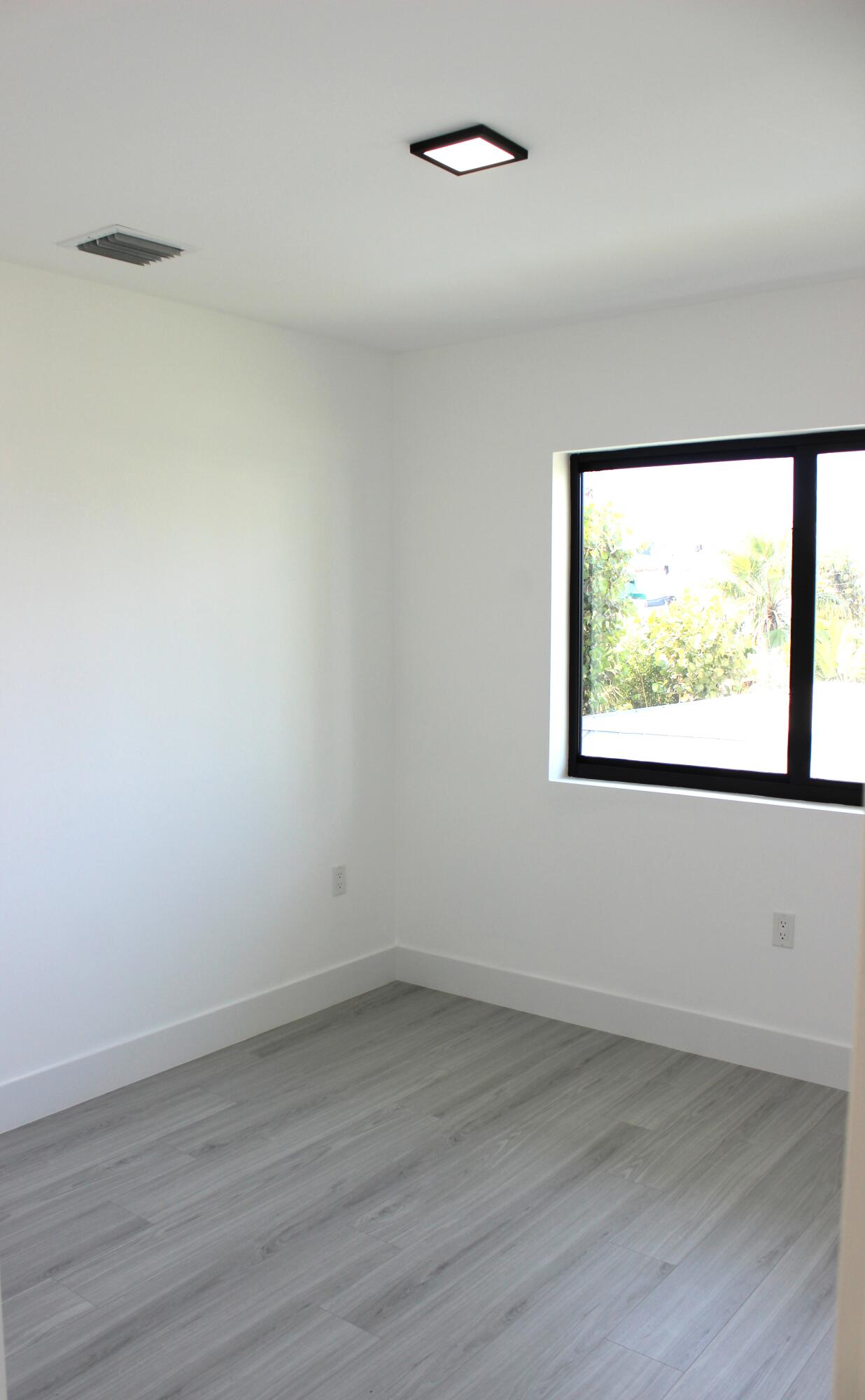 85 Coco Plum Drive Property Photo 6