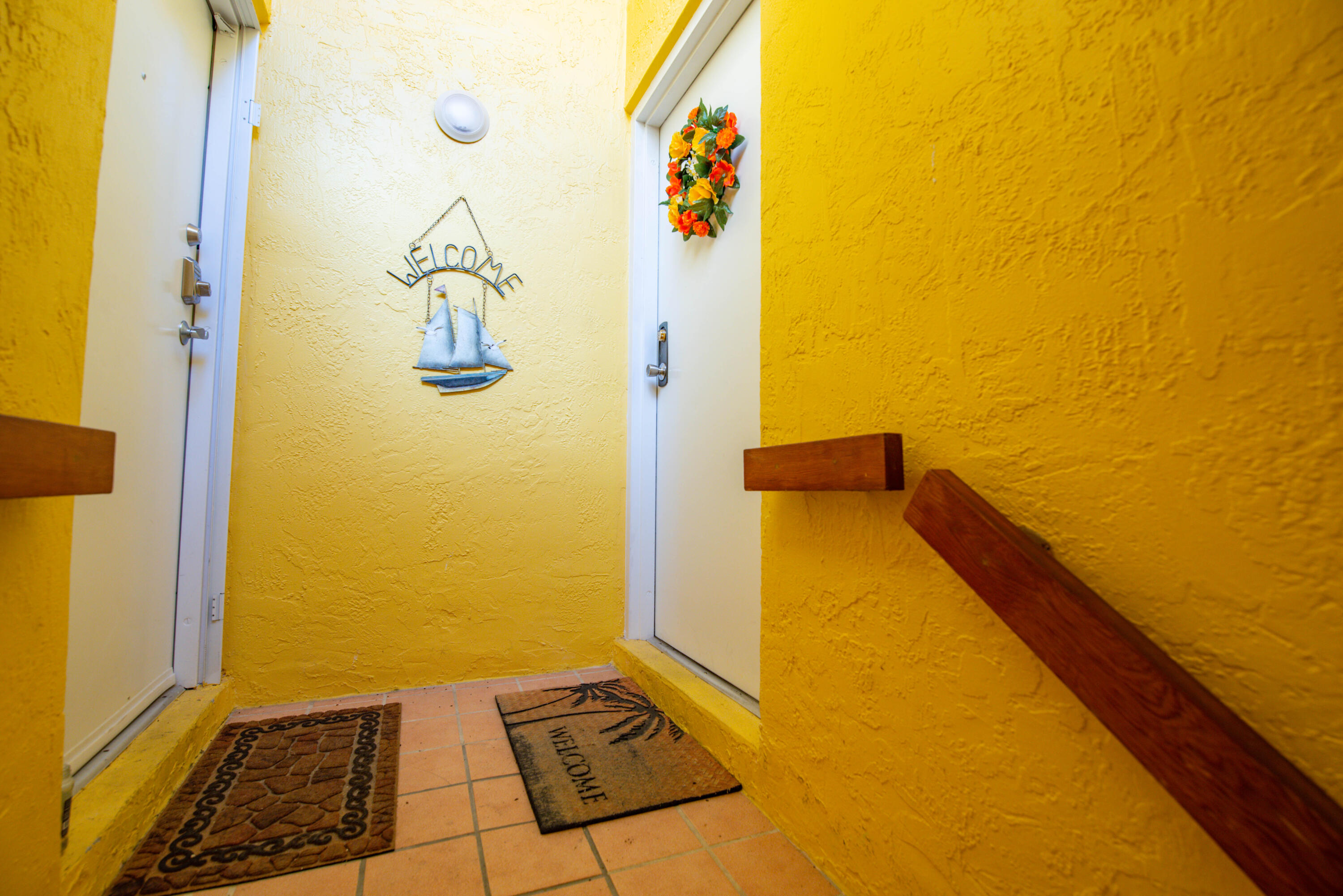 9867 Leeward Avenue Property Photo 7