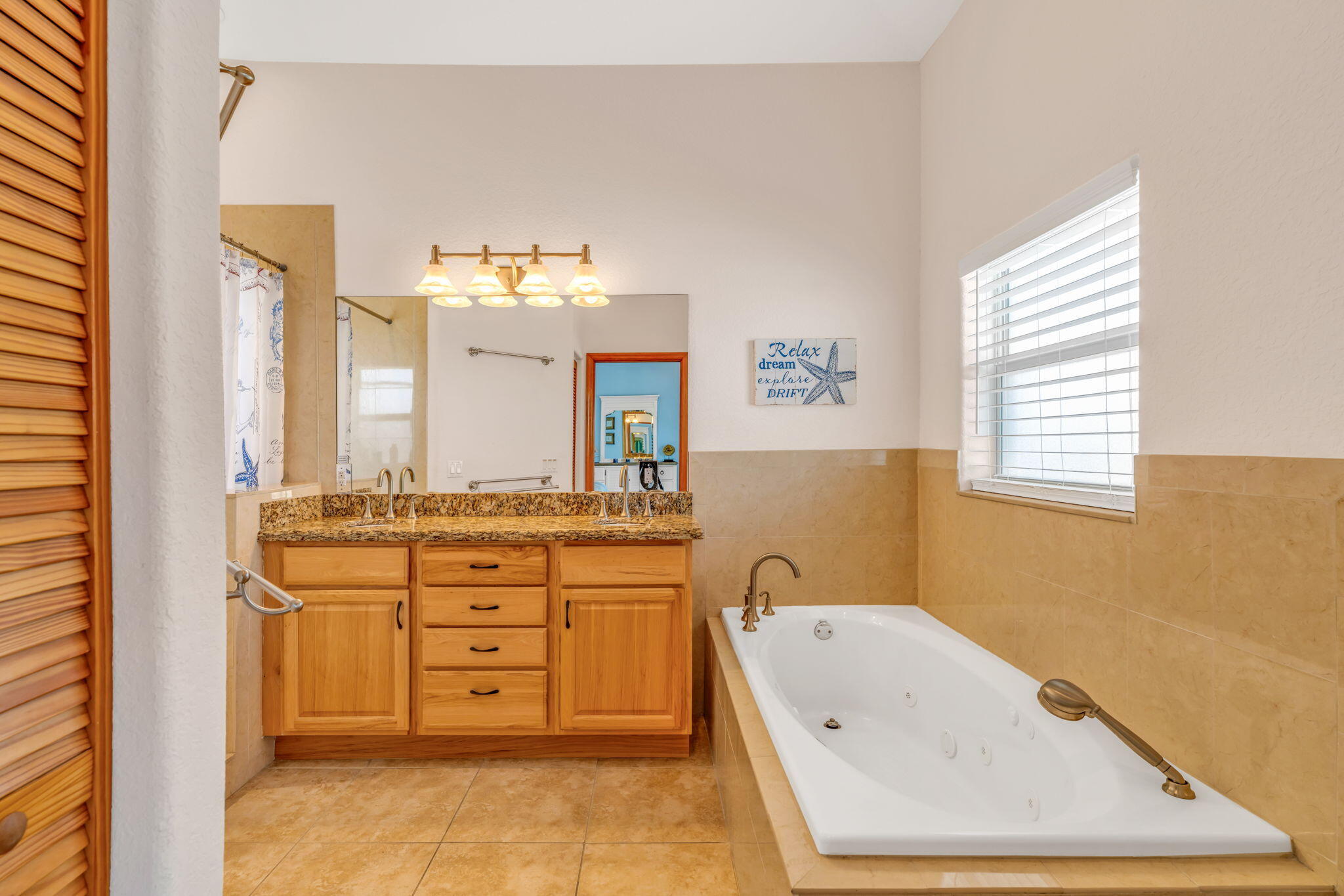 20867 W 5th Avenue Property Photo 15