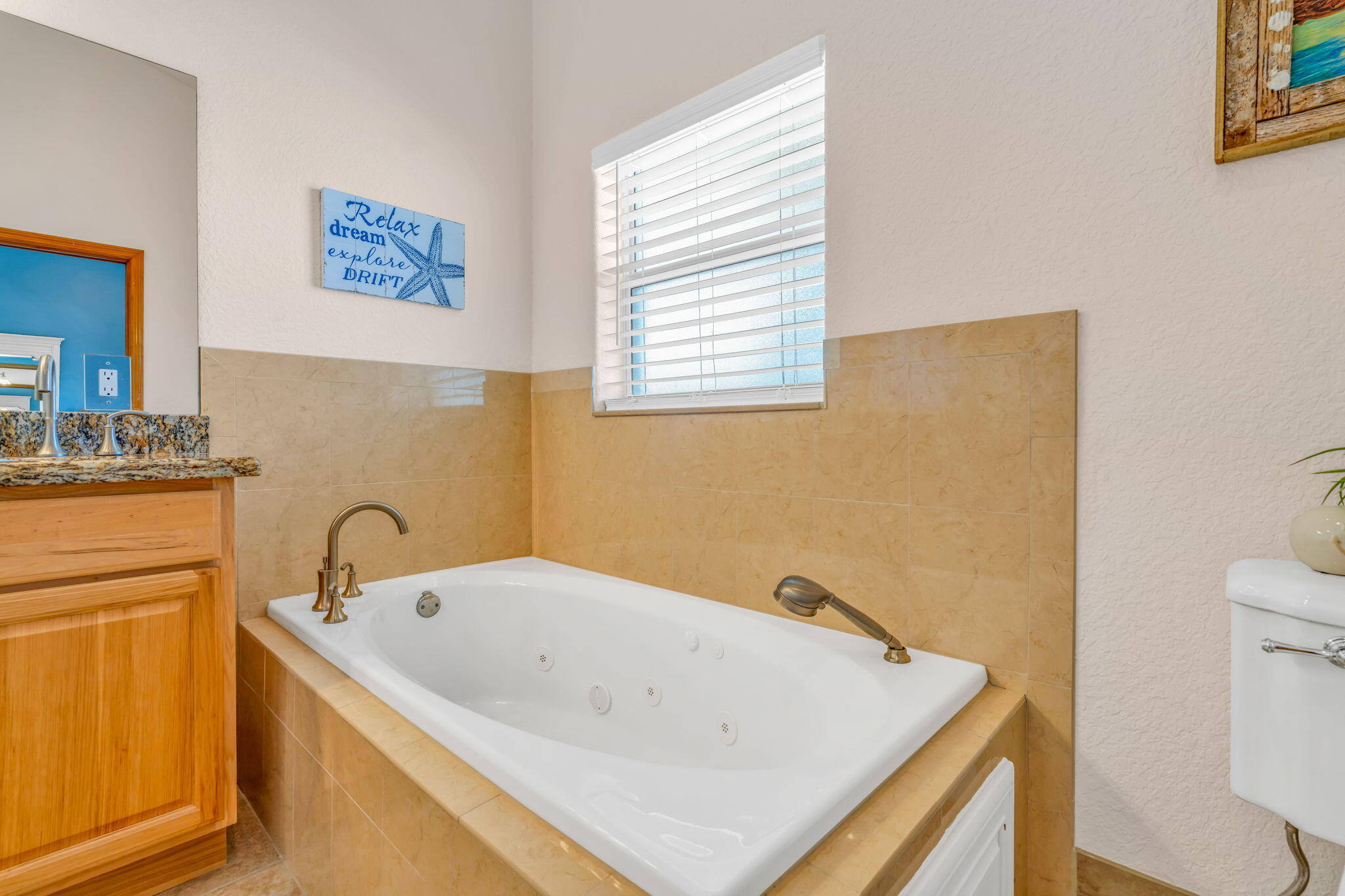 20867 W 5th Avenue Property Photo 17
