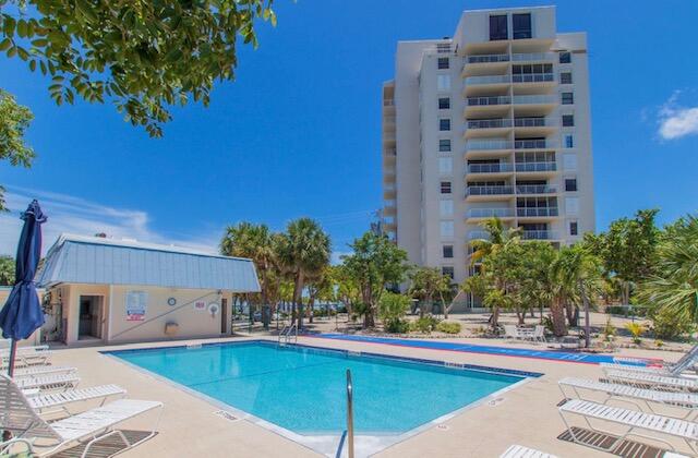 2000 Coco Plum Drive, 603 Property Photo 14