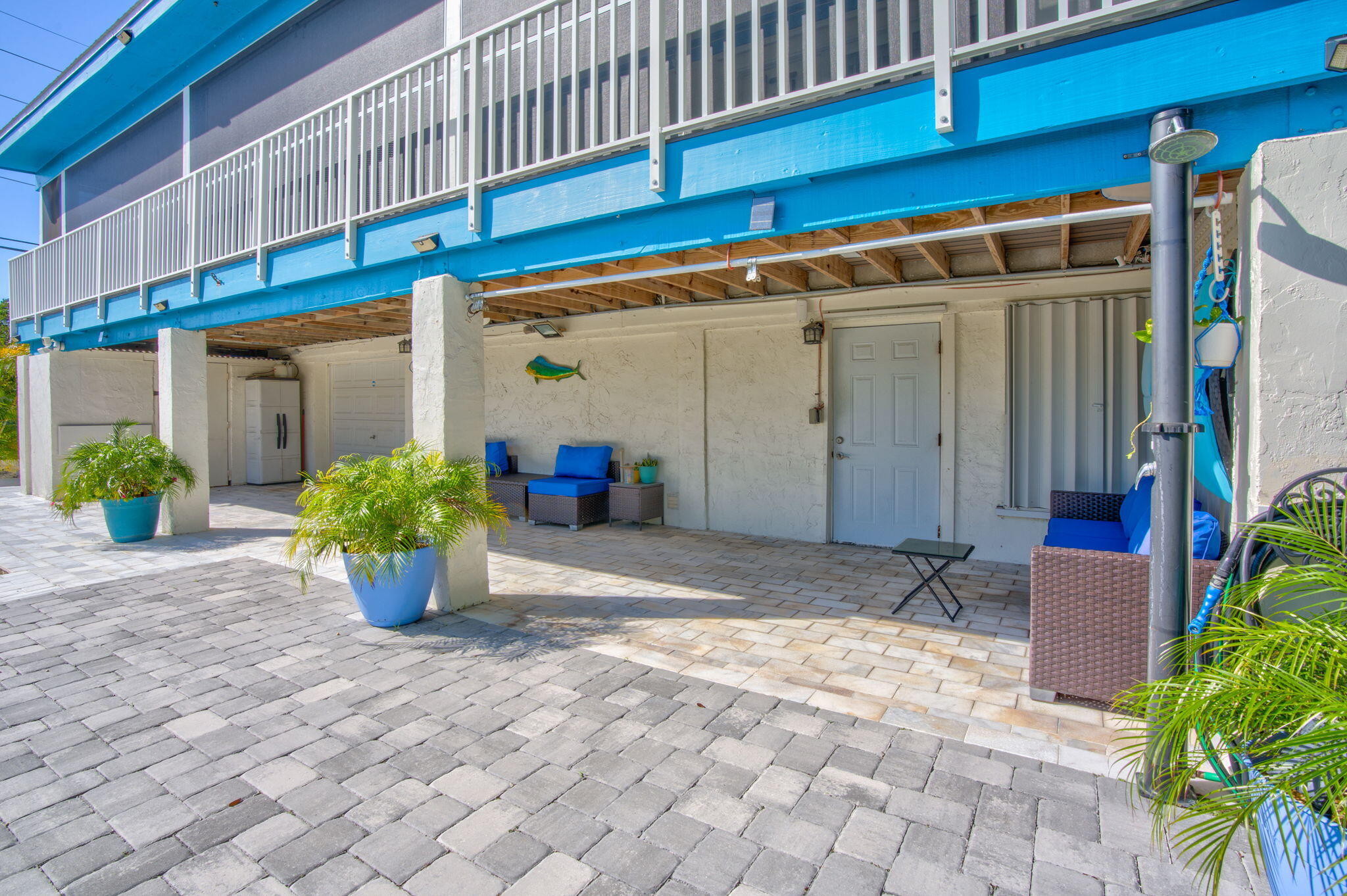 421 Ixora Drive Property Photo 8