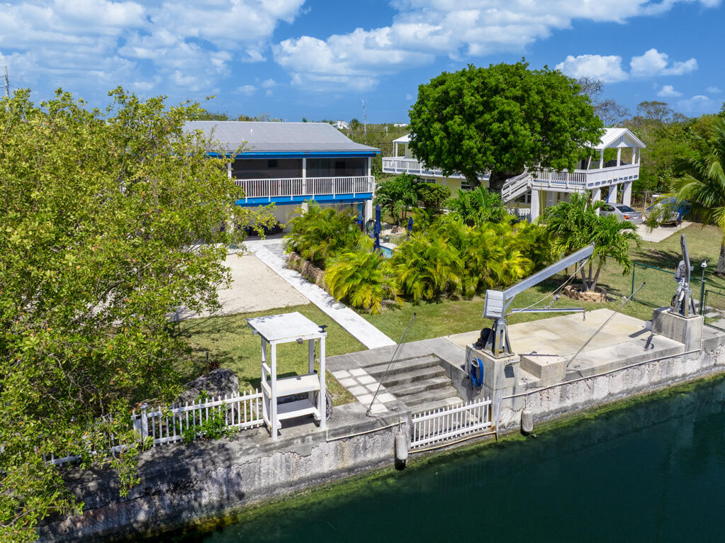 421 Ixora Drive Property Photo 49