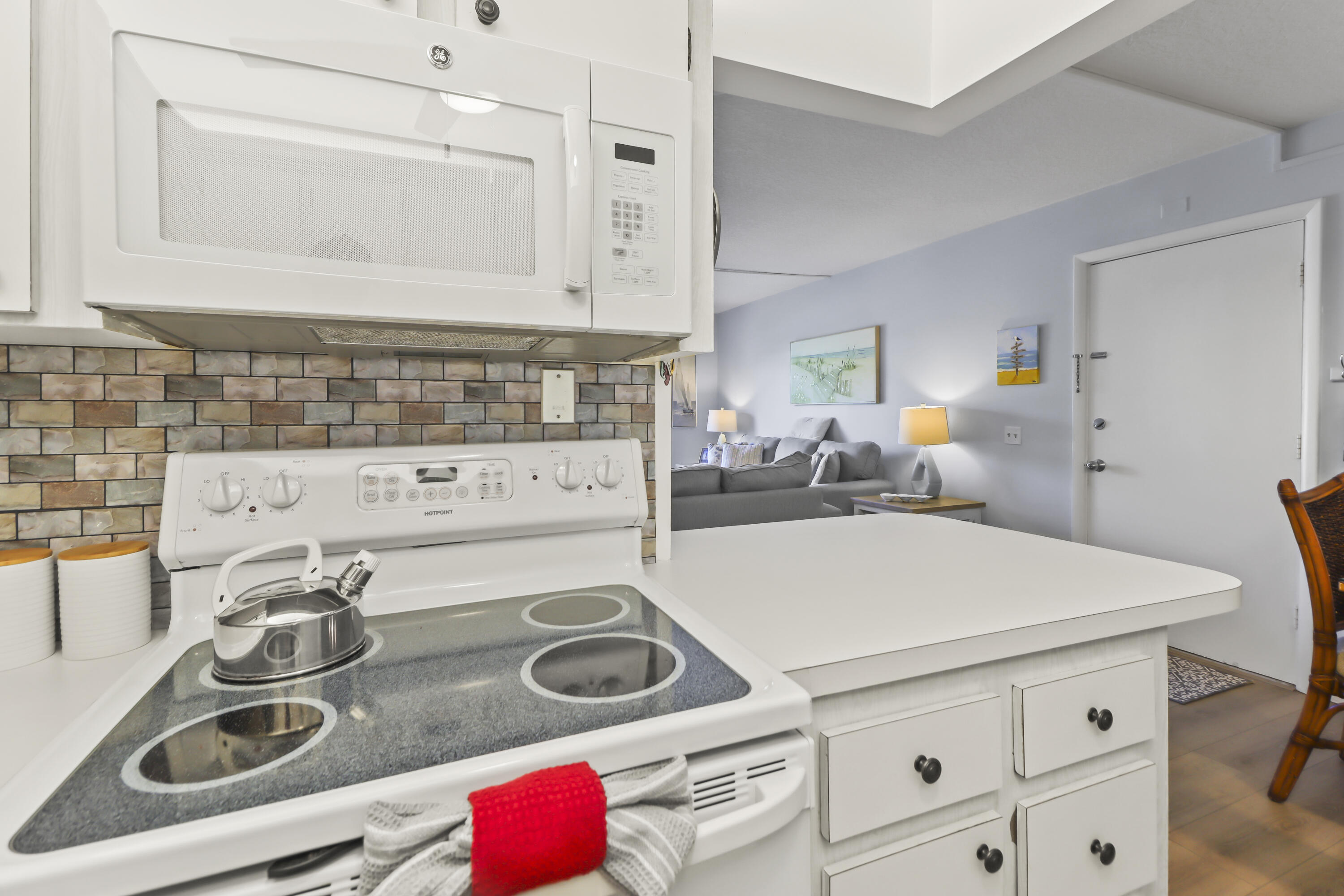 1101 W Ocean Drive, 29 Property Photo 31