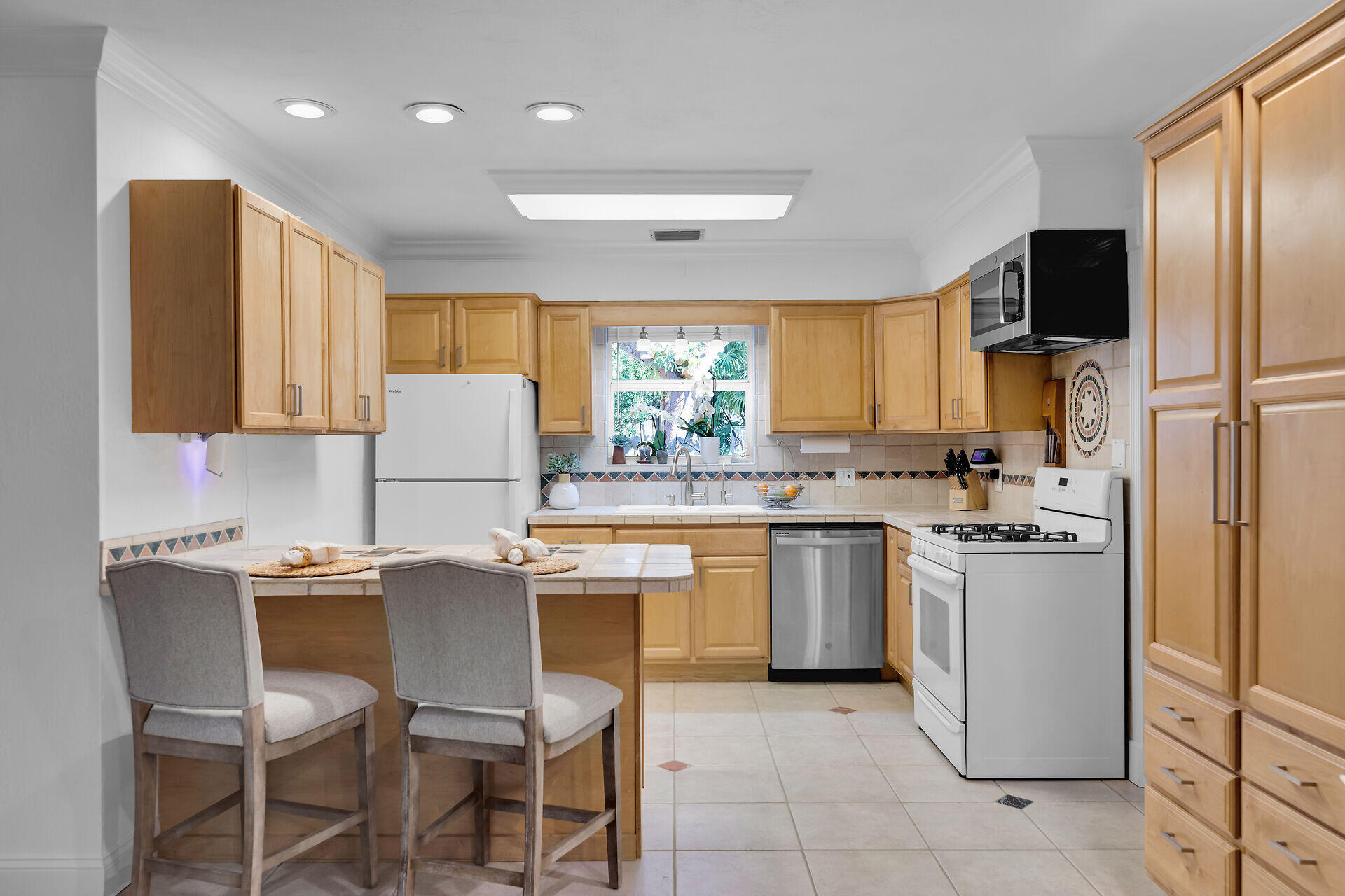 145 Plantation Boulevard Property Photo 12