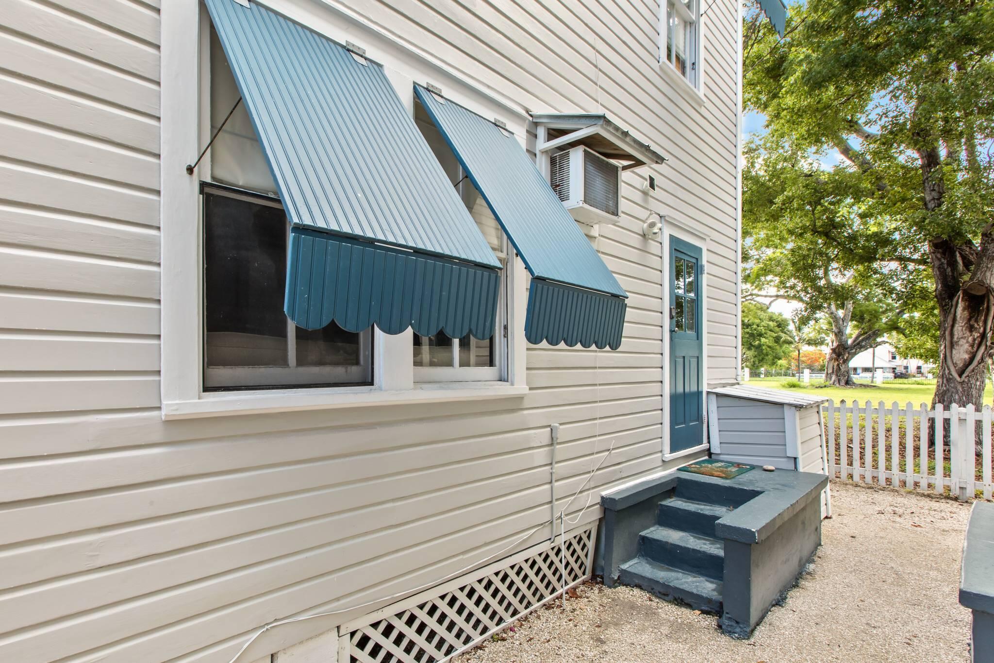 1203 Newton Street, 2 Property Photo 16