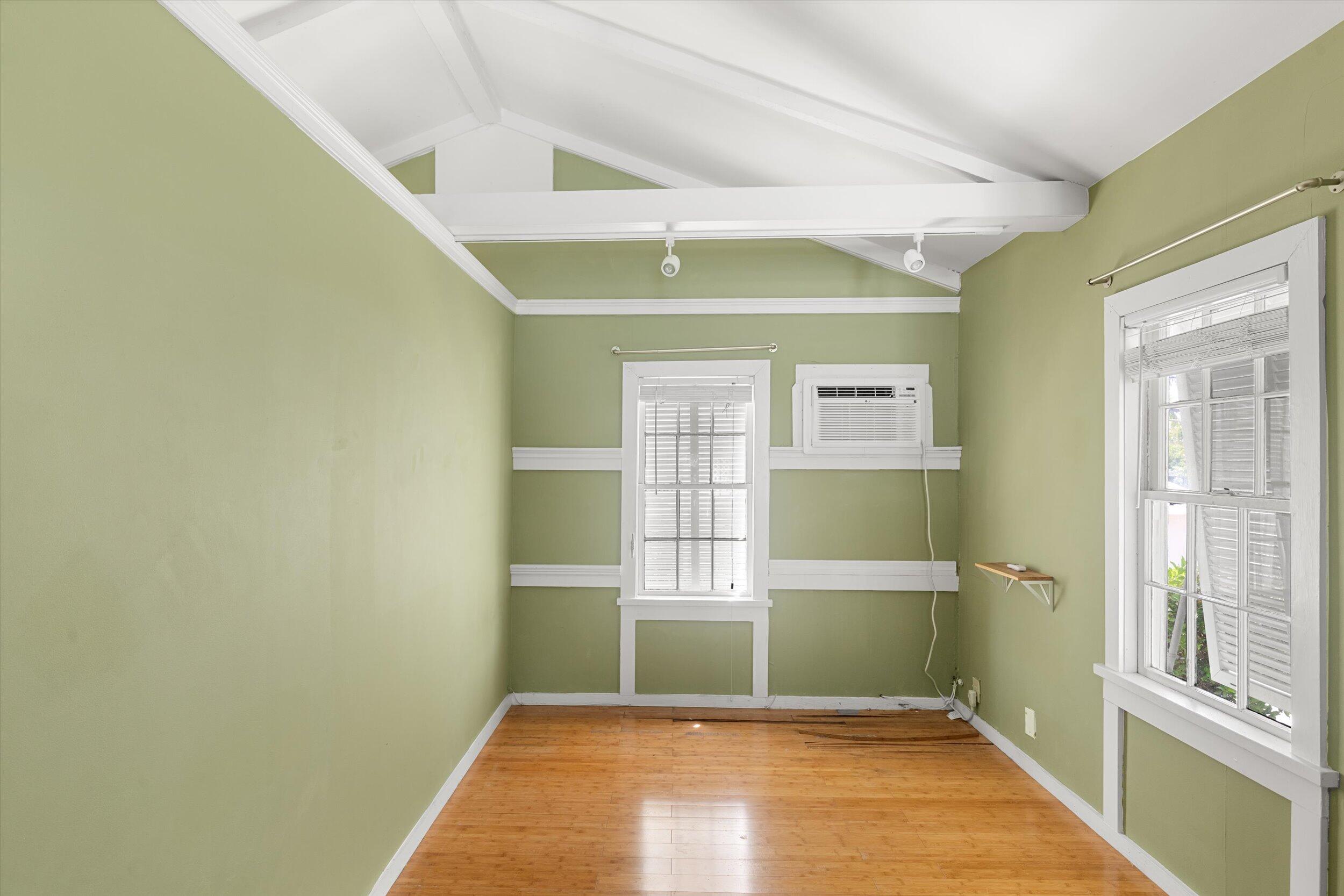 1500 Seminary Street, 5a Property Photo 9