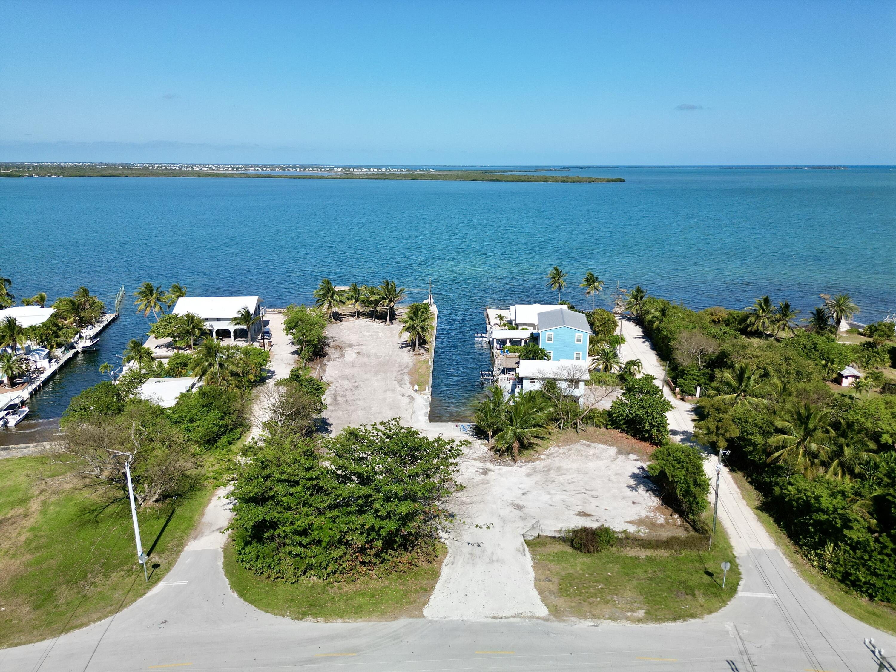 655 E Shore Drive Property Photo 6