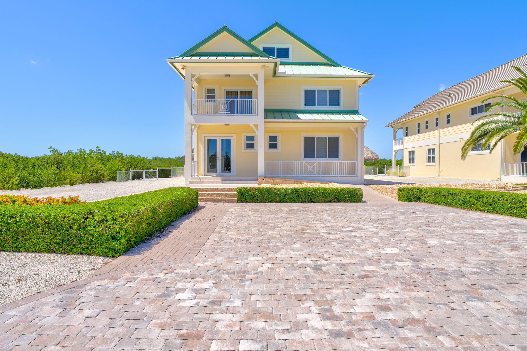 2394 Coco Plum Drive Property Photo 9