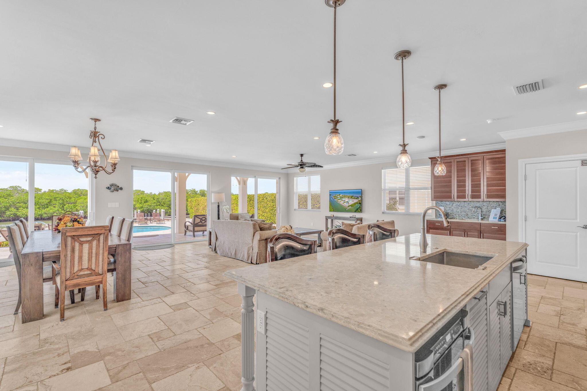 2394 Coco Plum Drive Property Photo 22