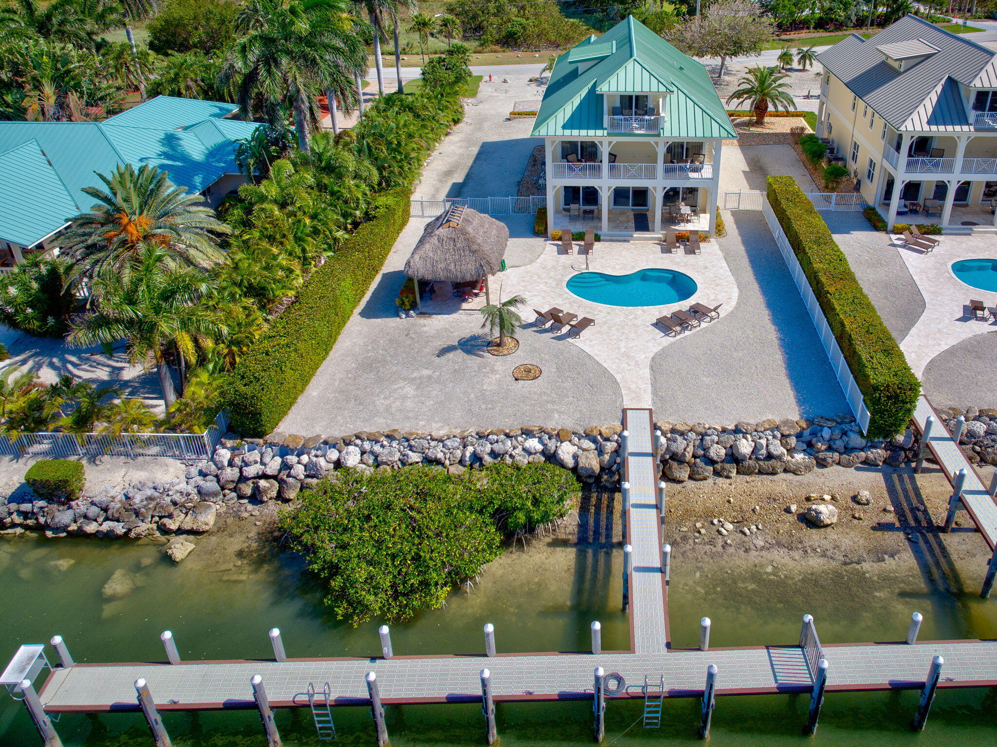 2394 Coco Plum Drive Property Photo 5