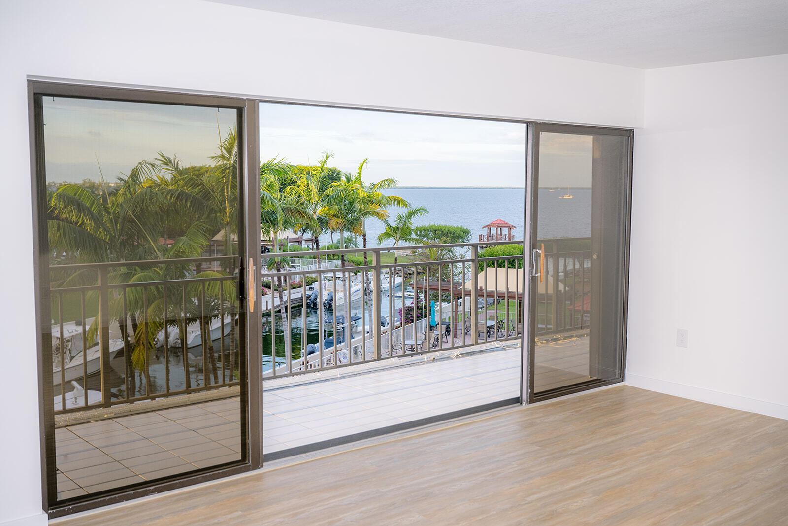 104500 Overseas Highway, C301 Property Photo 9