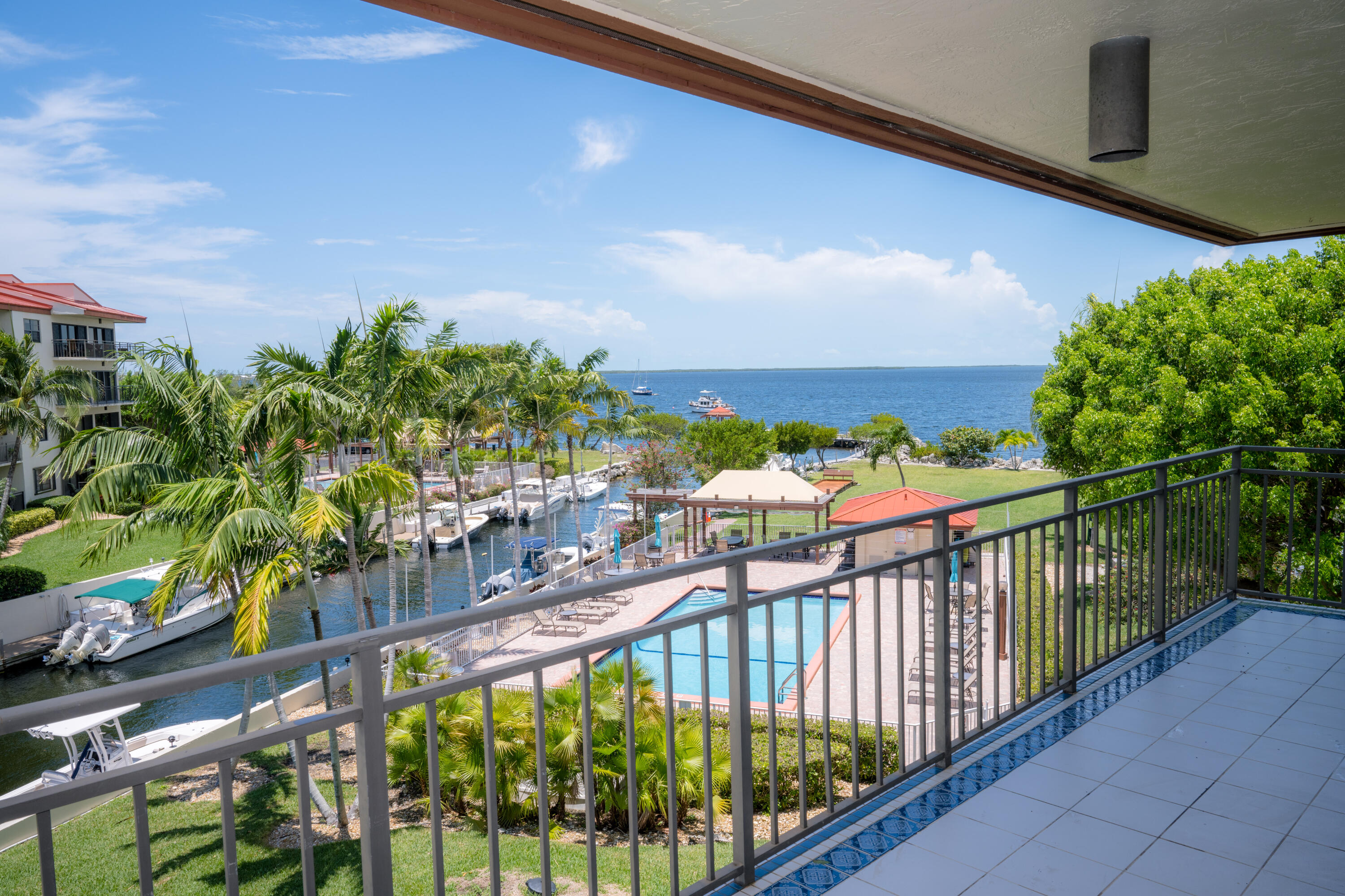 104500 Overseas Highway, C301 Property Photo 10
