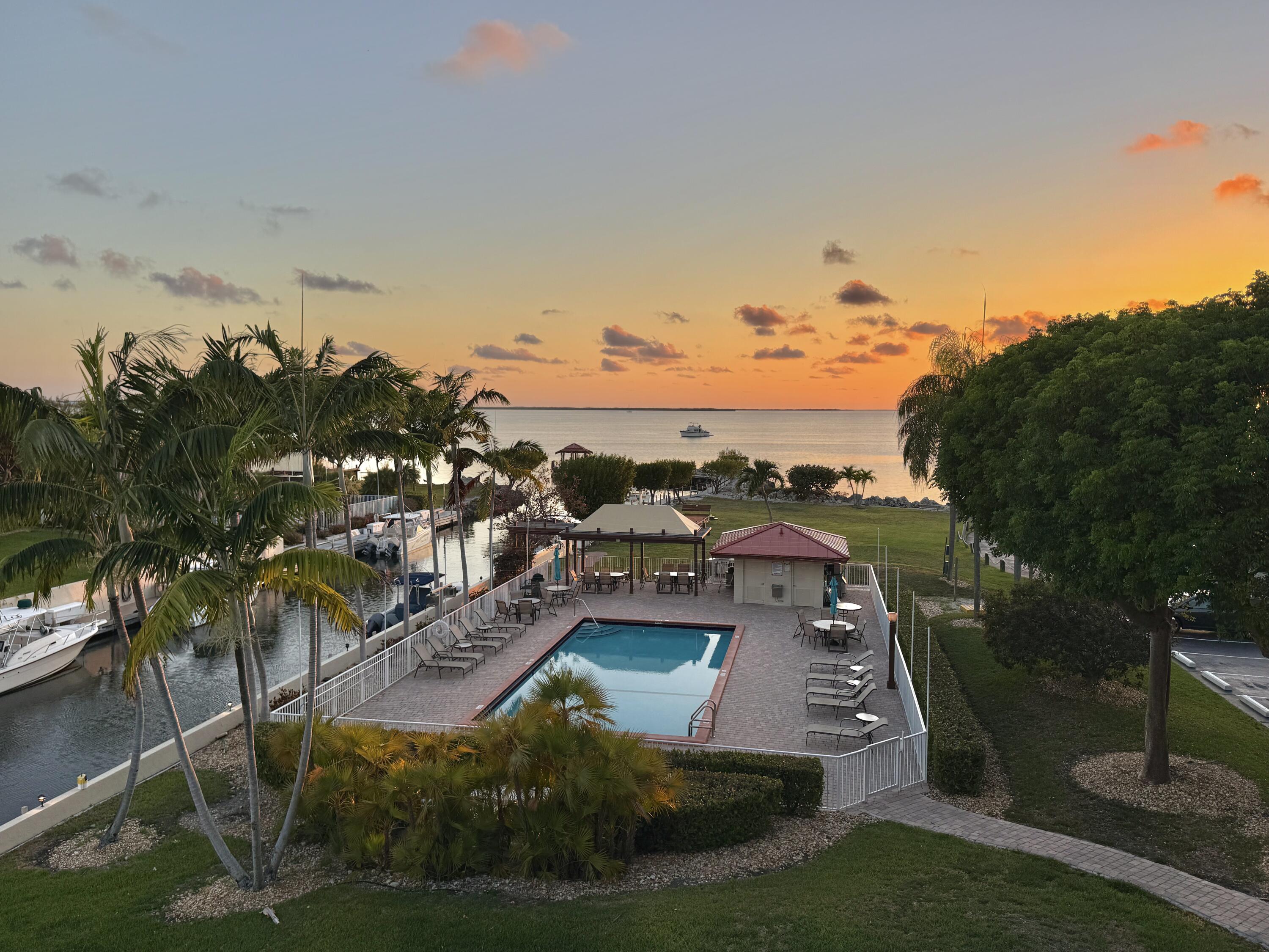 104500 Overseas Highway, C301 Property Photo 15