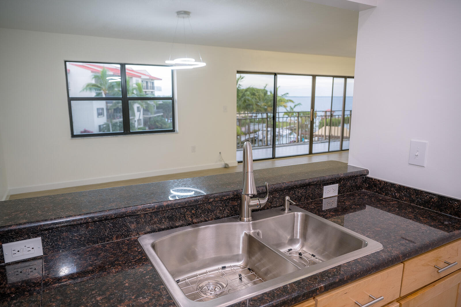 104500 Overseas Highway, C301 Property Photo 29