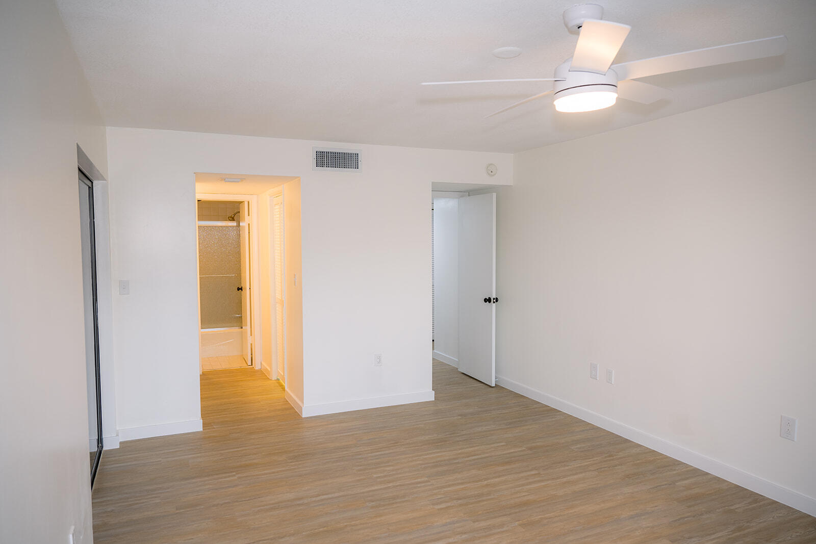 104500 Overseas Highway, C301 Property Photo 60