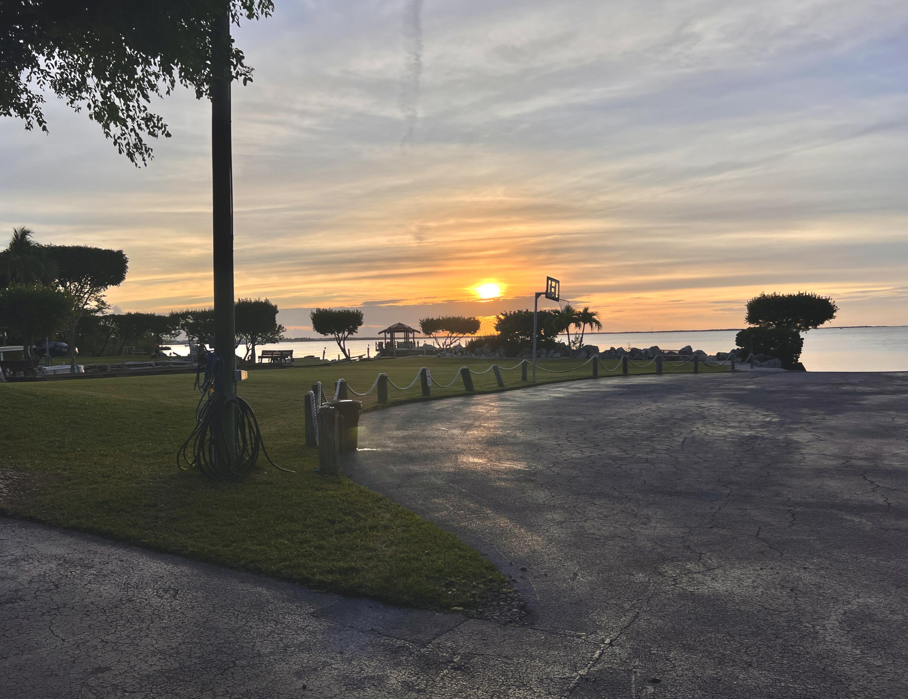 104500 Overseas Highway, C301 Property Photo 68