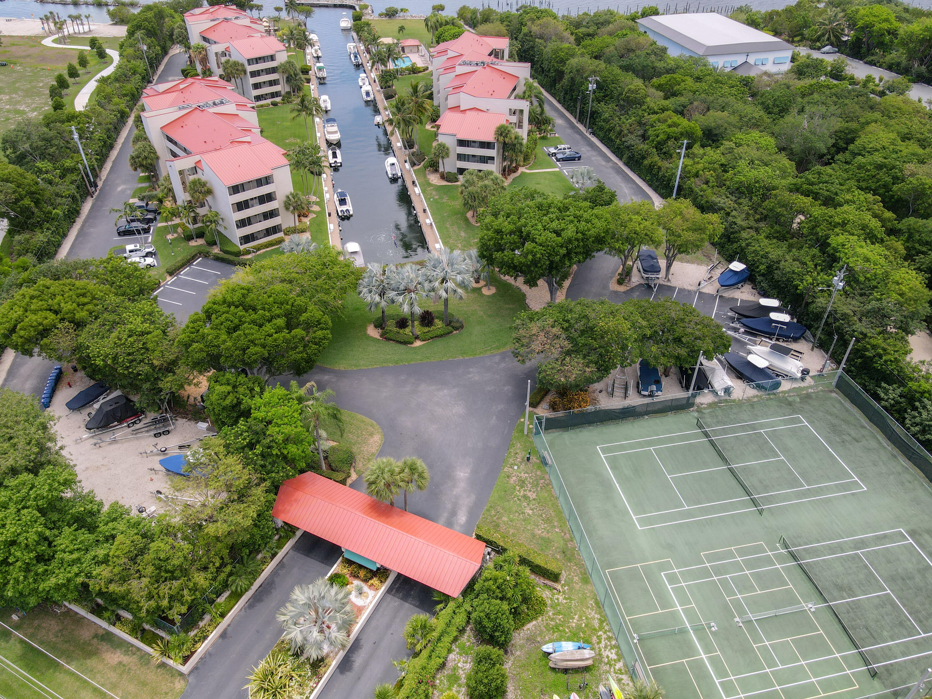 104500 Overseas Highway, C301 Property Photo 82