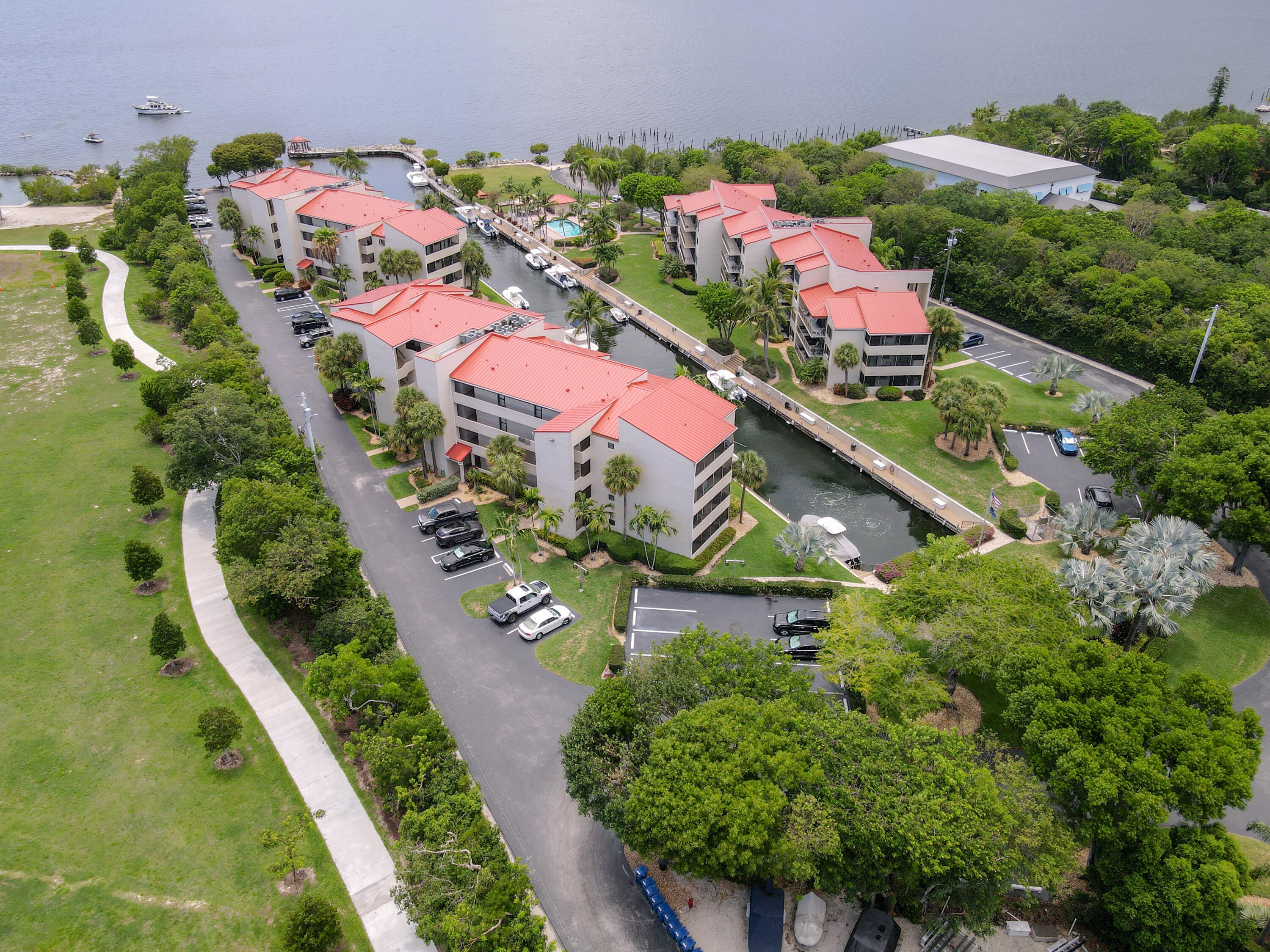 104500 Overseas Highway, C301 Property Photo 88