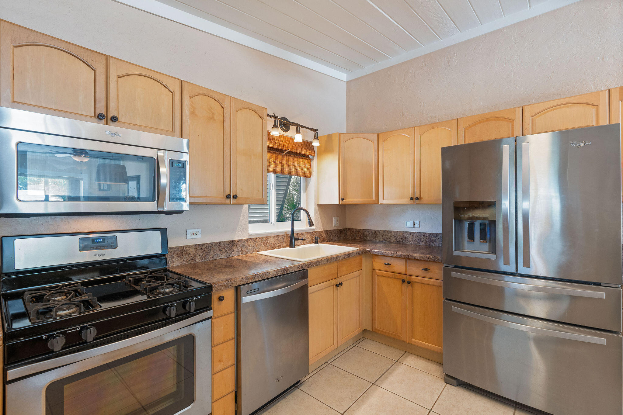 412 3rd Street Property Photo 11