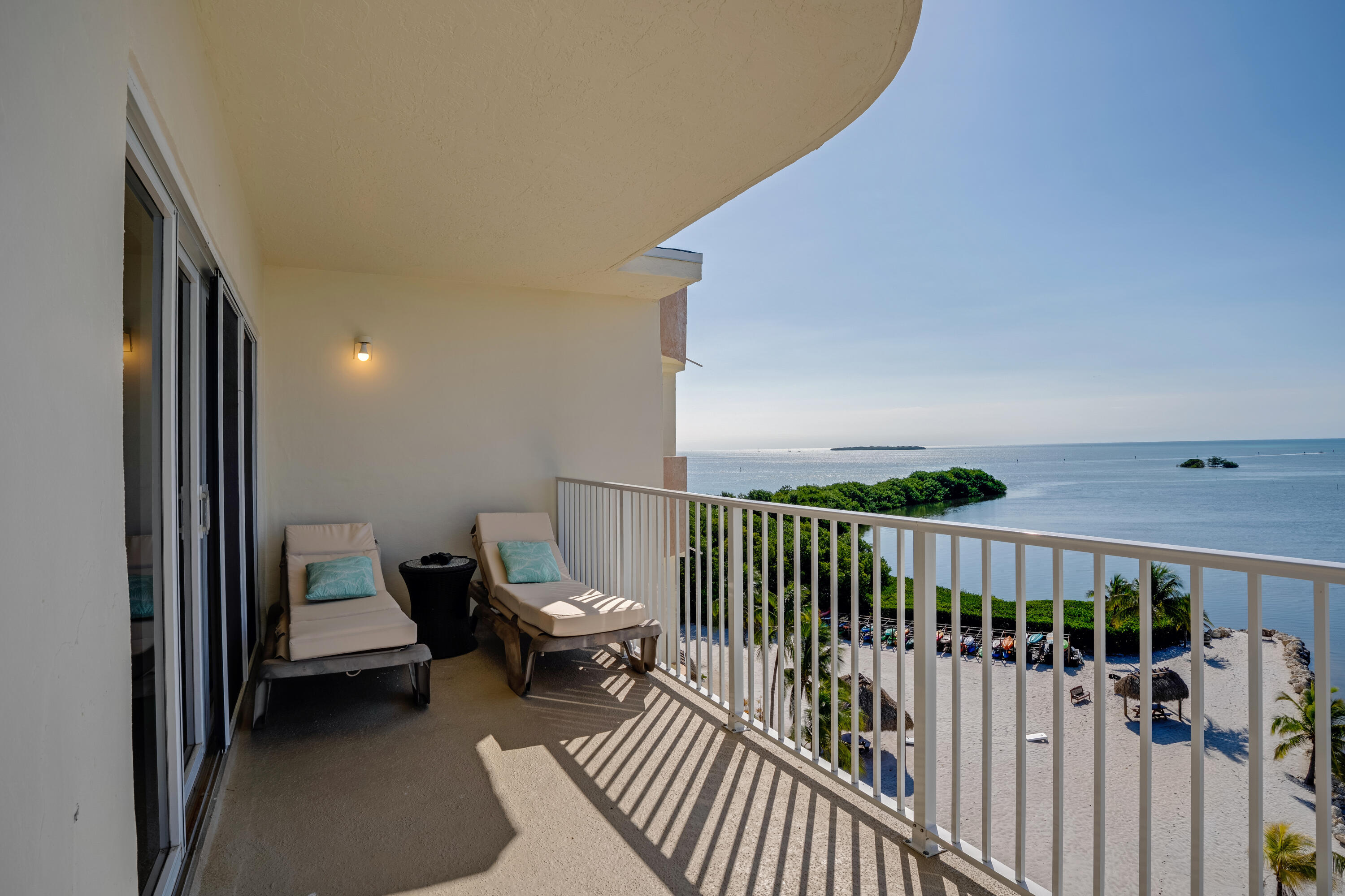 200 Wrenn Street, Ph 701 Property Photo 2