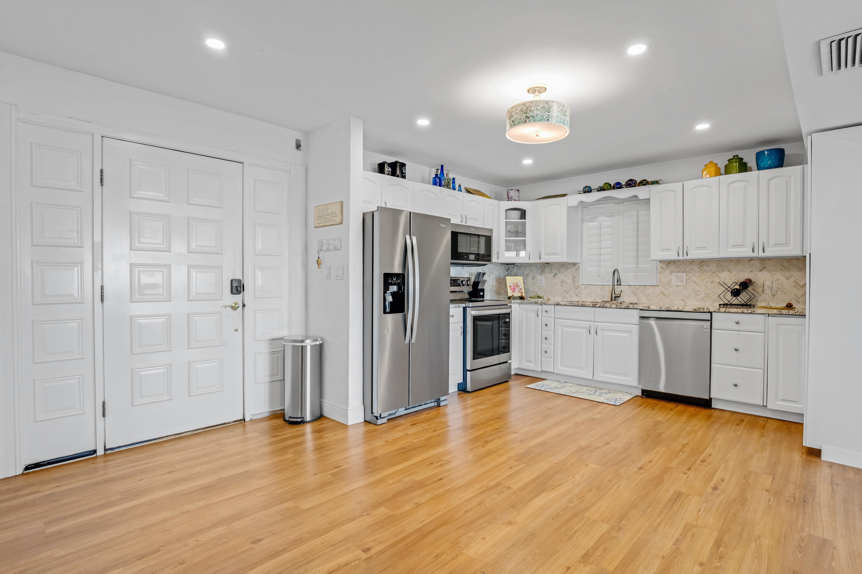 200 Wrenn Street, Ph 701 Property Photo 15