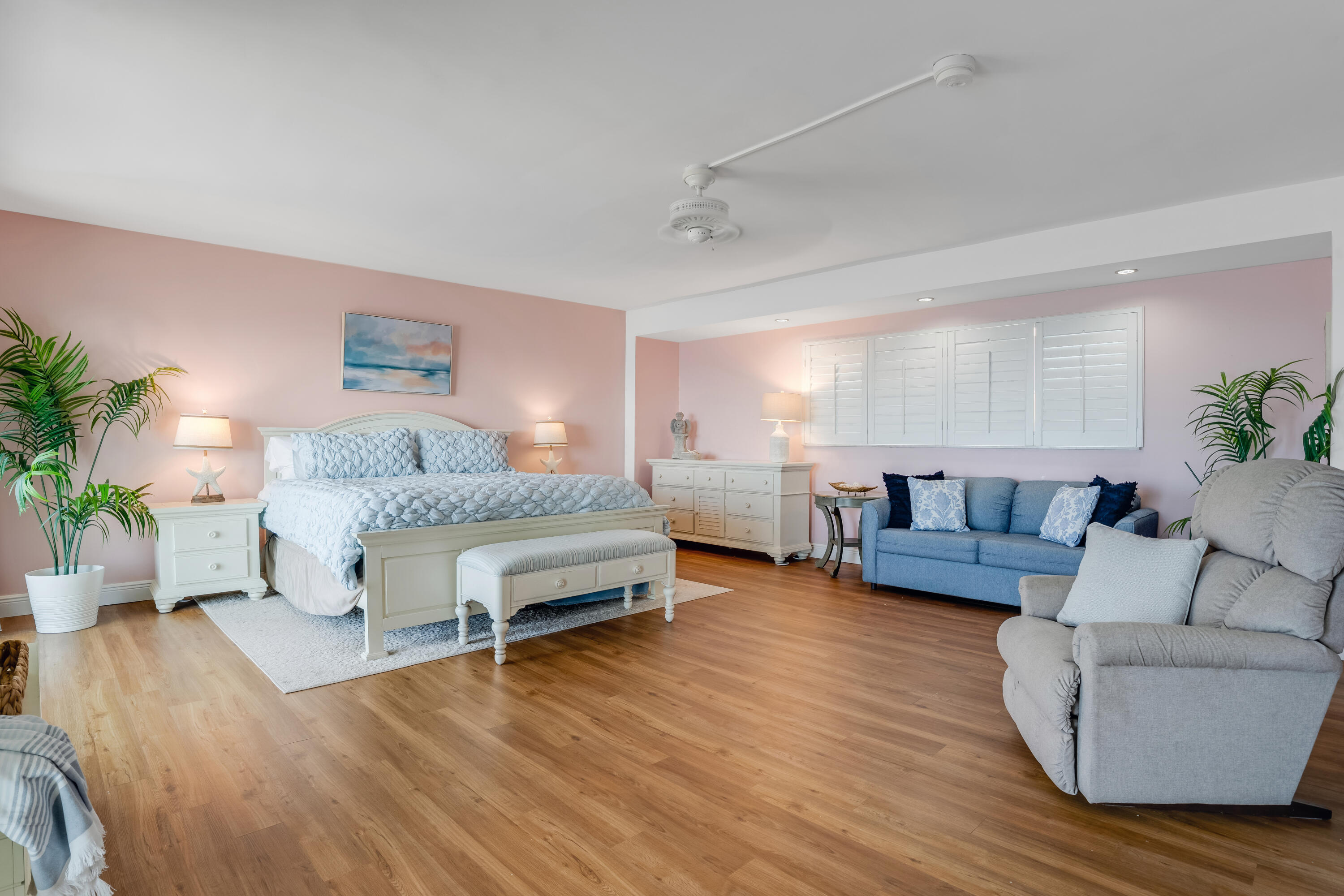200 Wrenn Street, Ph 701 Property Photo 24
