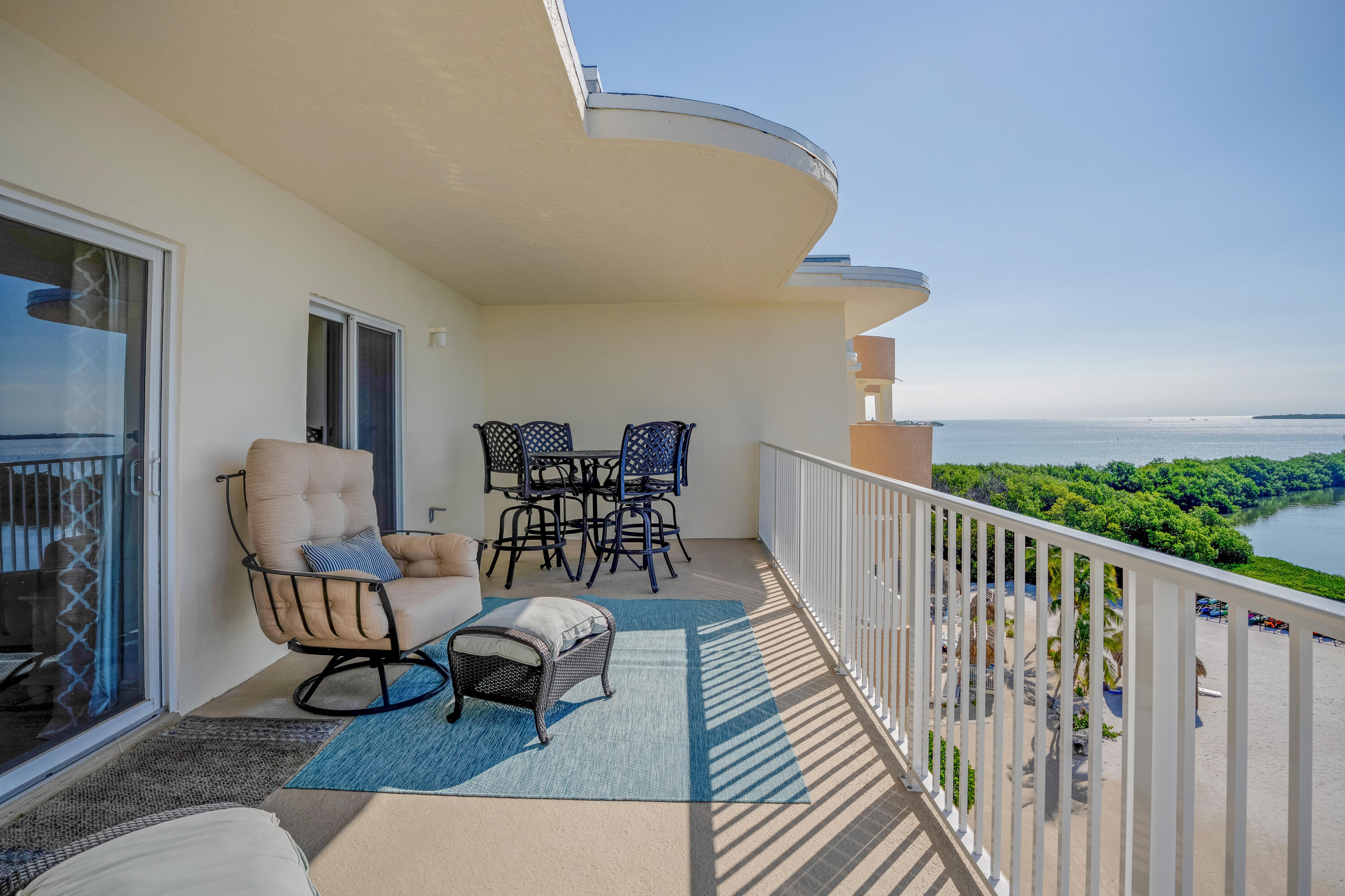 200 Wrenn Street, Ph 701 Property Photo 30