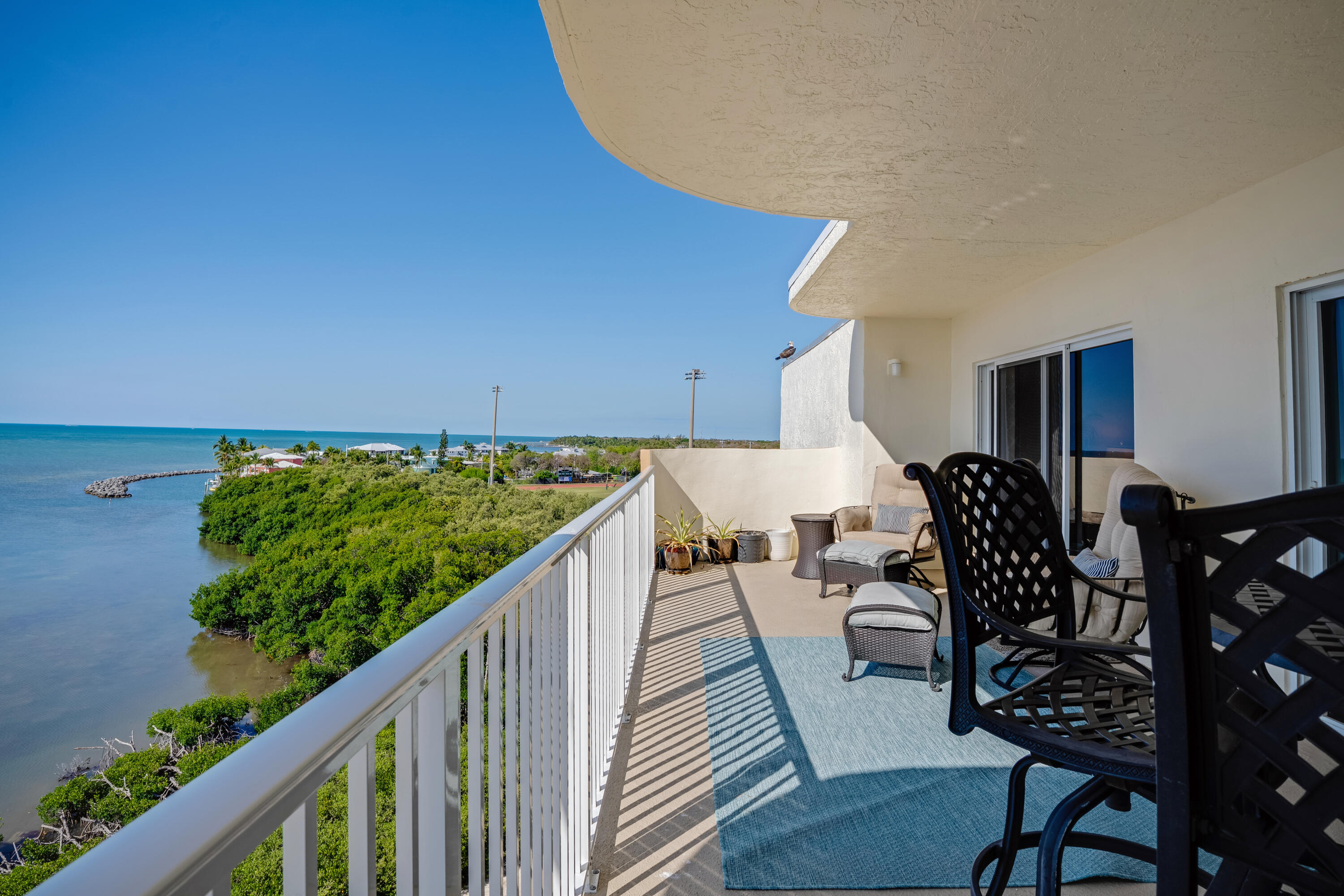 200 Wrenn Street, Ph 701 Property Photo 32