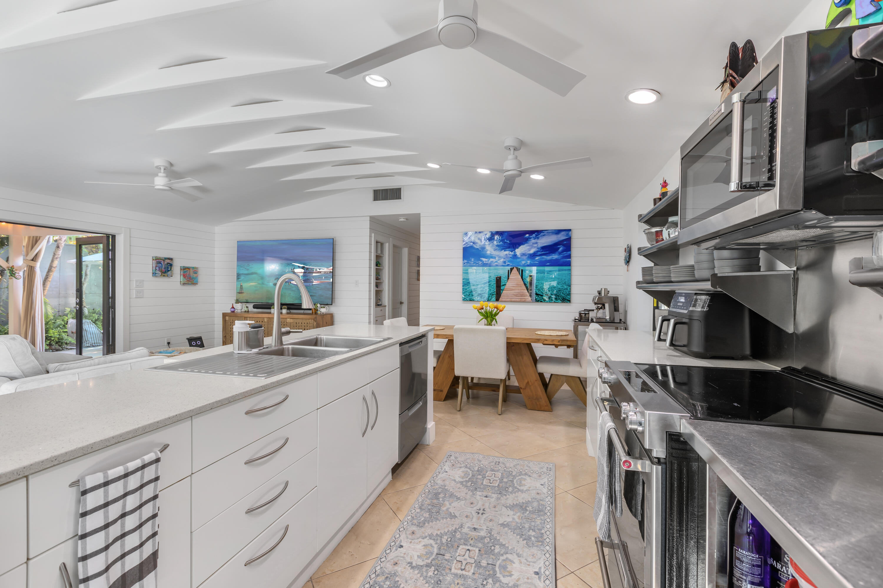 1511 South Street Property Photo 4