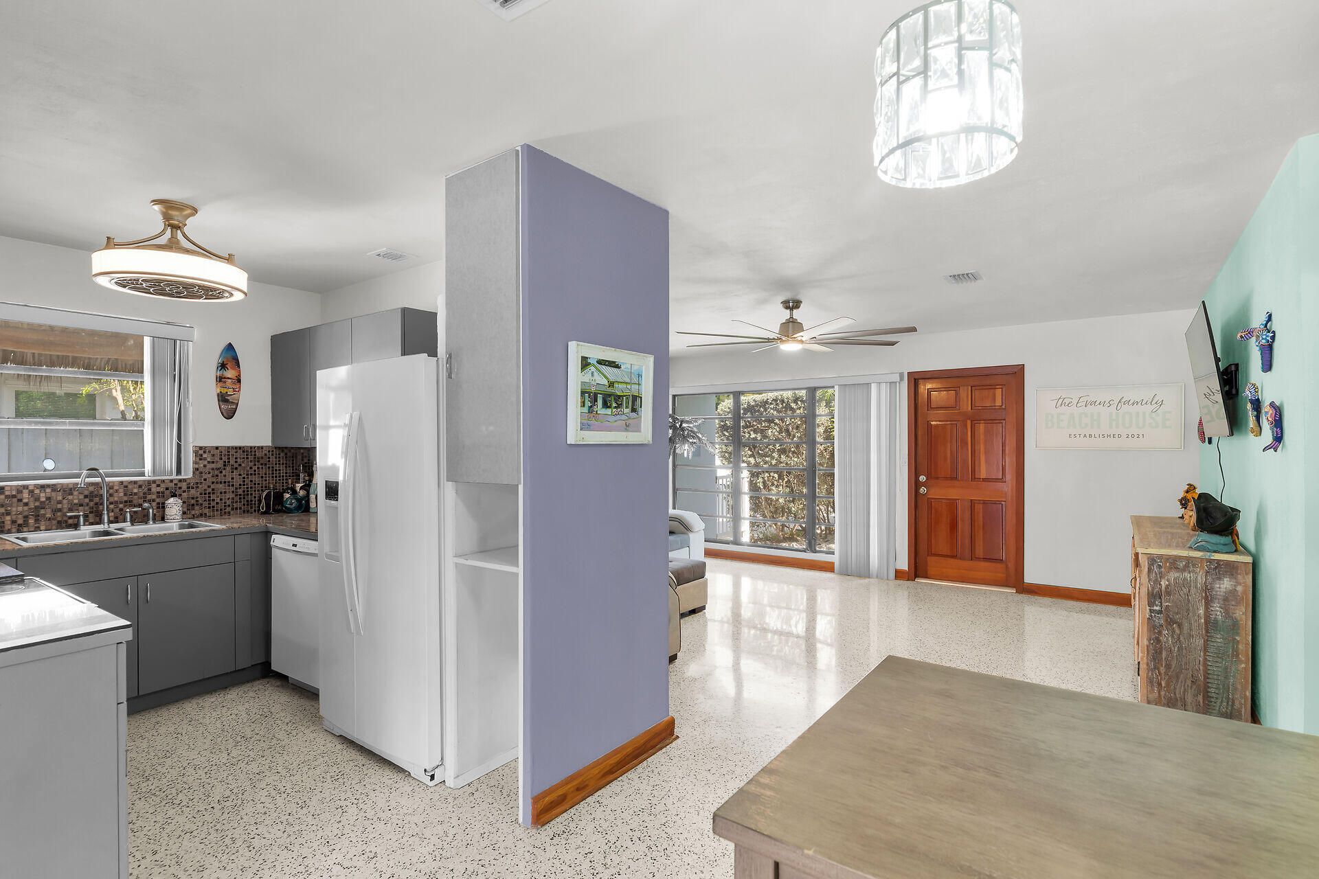 3416 Flagler Avenue Property Photo 12